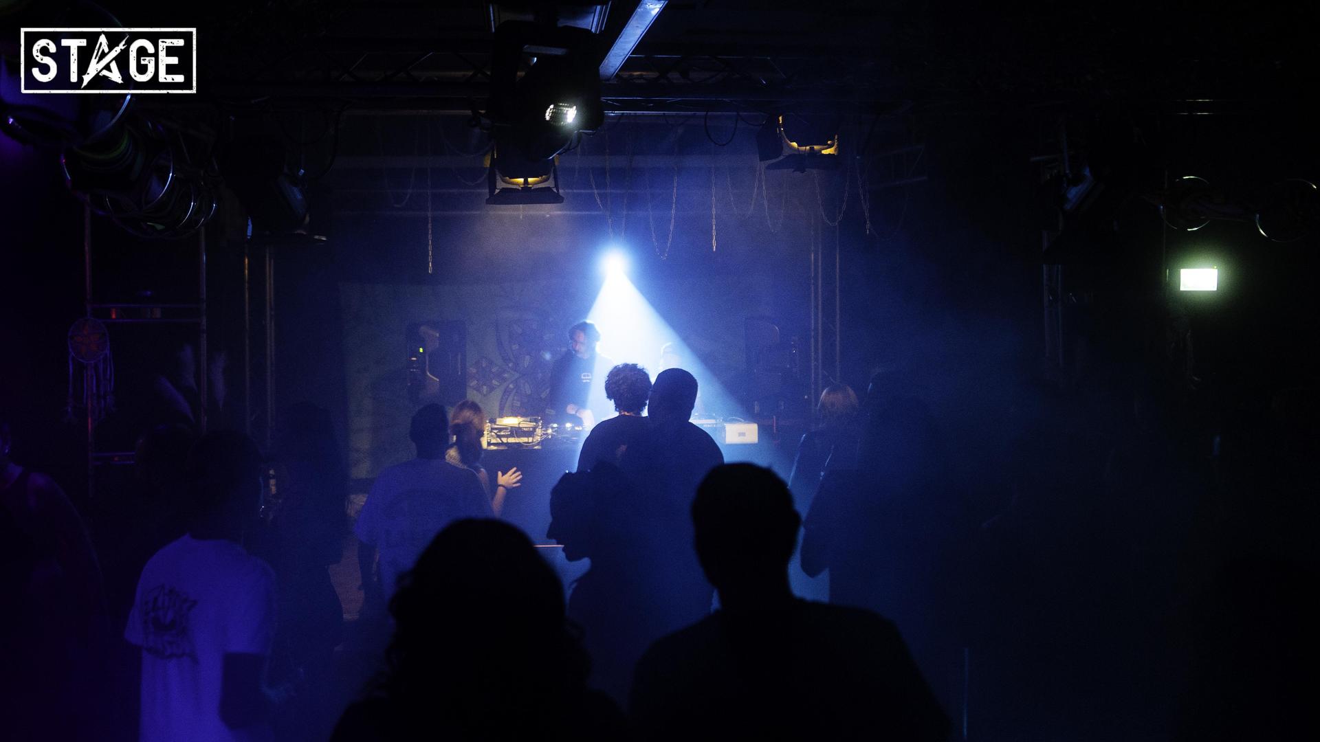Die Fotos der „Schwitzkasten”-Party im Stage. (Bild: Hannes Stock)