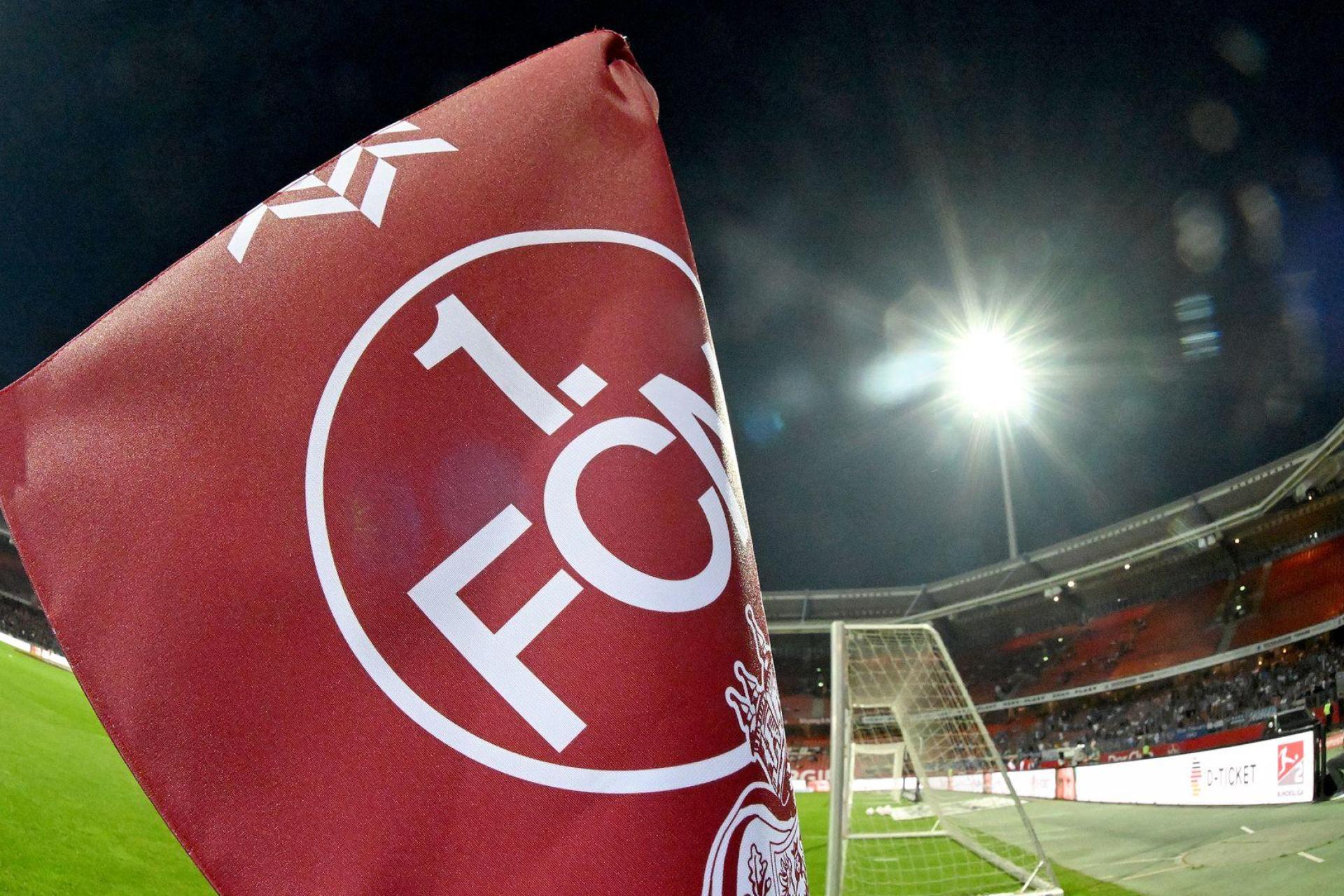 Die Fußballerinnen des 1. FC Nürnberg haben eine neue Spielerin. (Bild: Jens Niering/dpa)