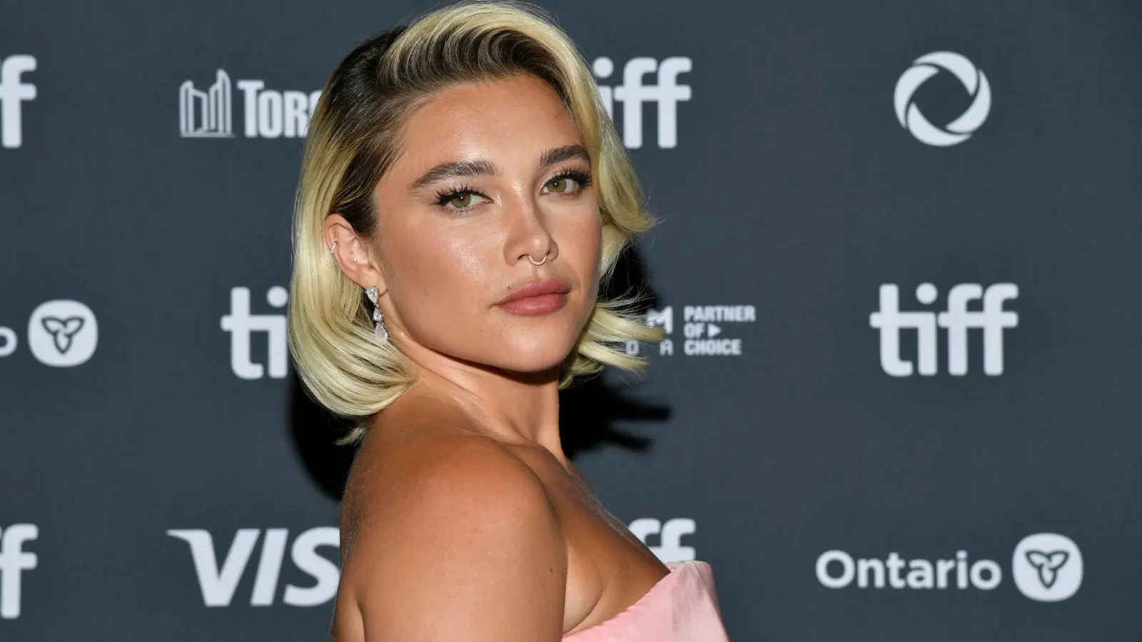 Schauspielerin Florence Pugh hat sich dieses Jahr erstmals seit Langem eine Sommerpause gegönnt. (Foto aktuell) (Bild: Evan Agostini/Invision/AP/dpa)