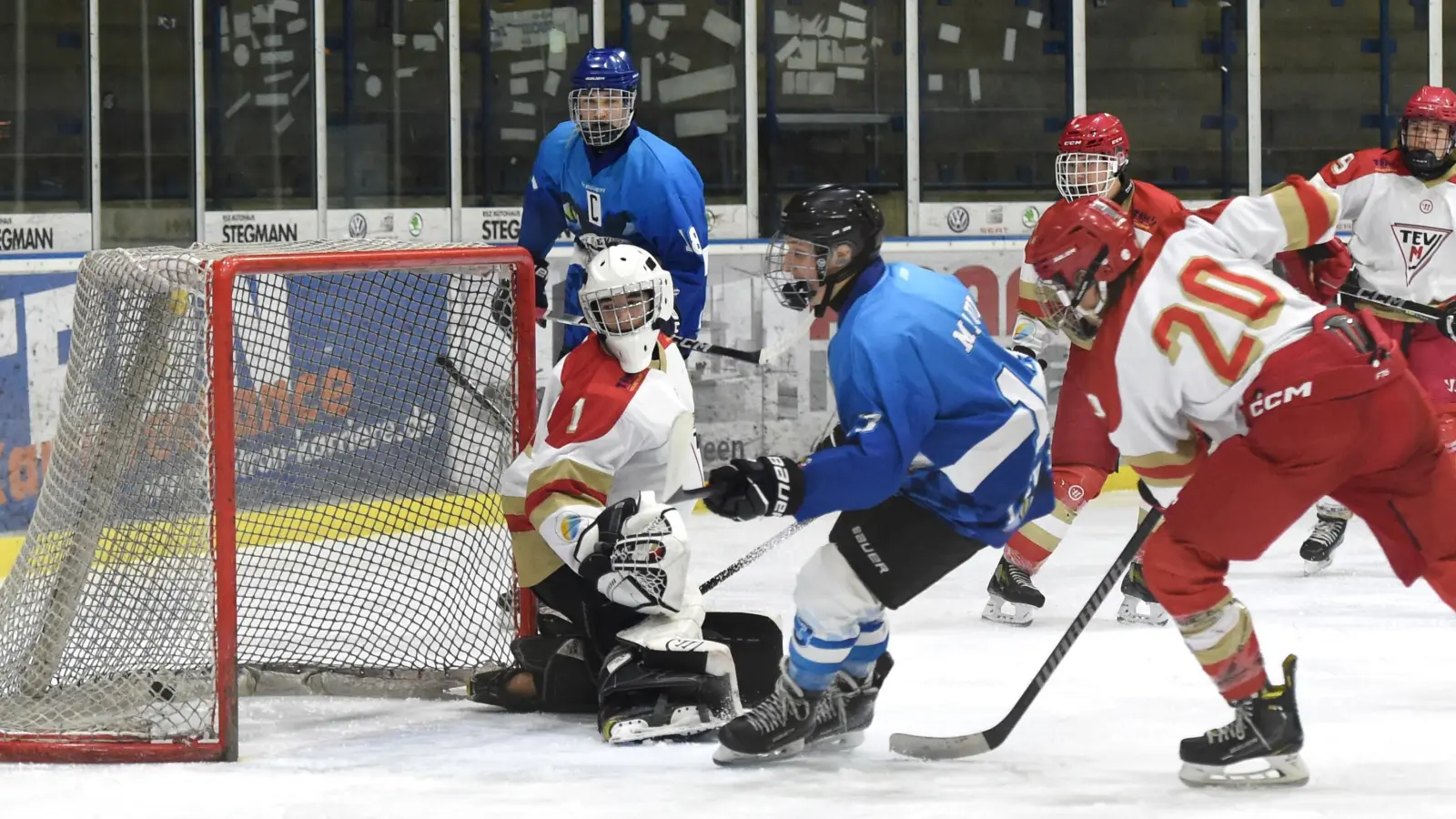 Die U17 der Young Blue Devils starten am Wochenende in die Saison der Jugend-Bayernliga. (Archivbild: Christian Kaminsky/exb)