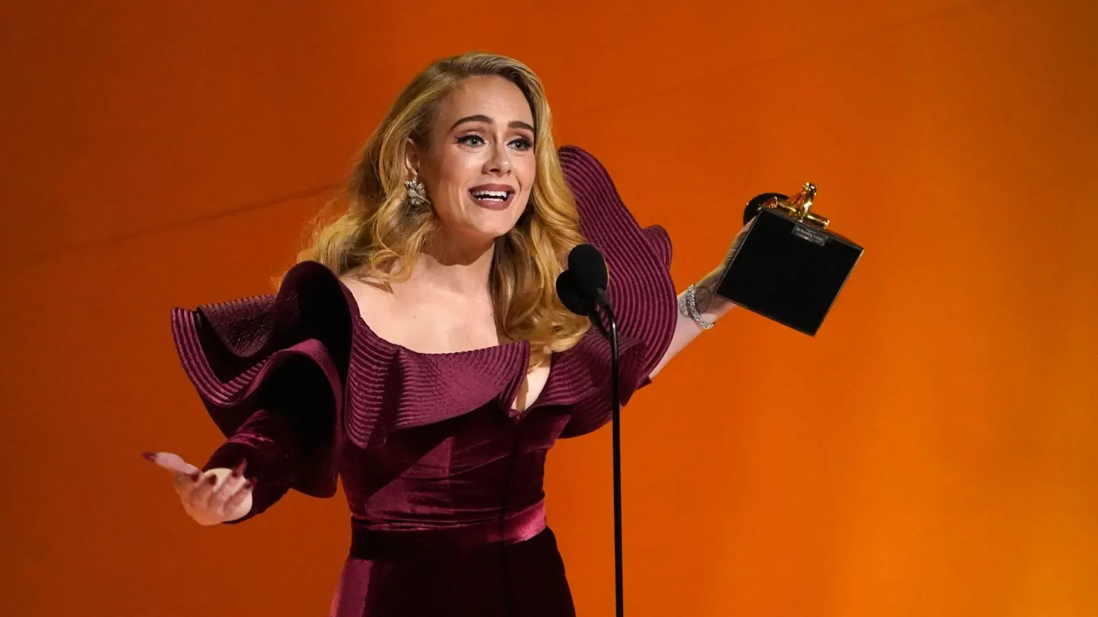 Die britische Sängerin Adele gibt im Sommer vier Konzerte in München. (Bild: Chris Pizzello/Invision/AP/dpa)