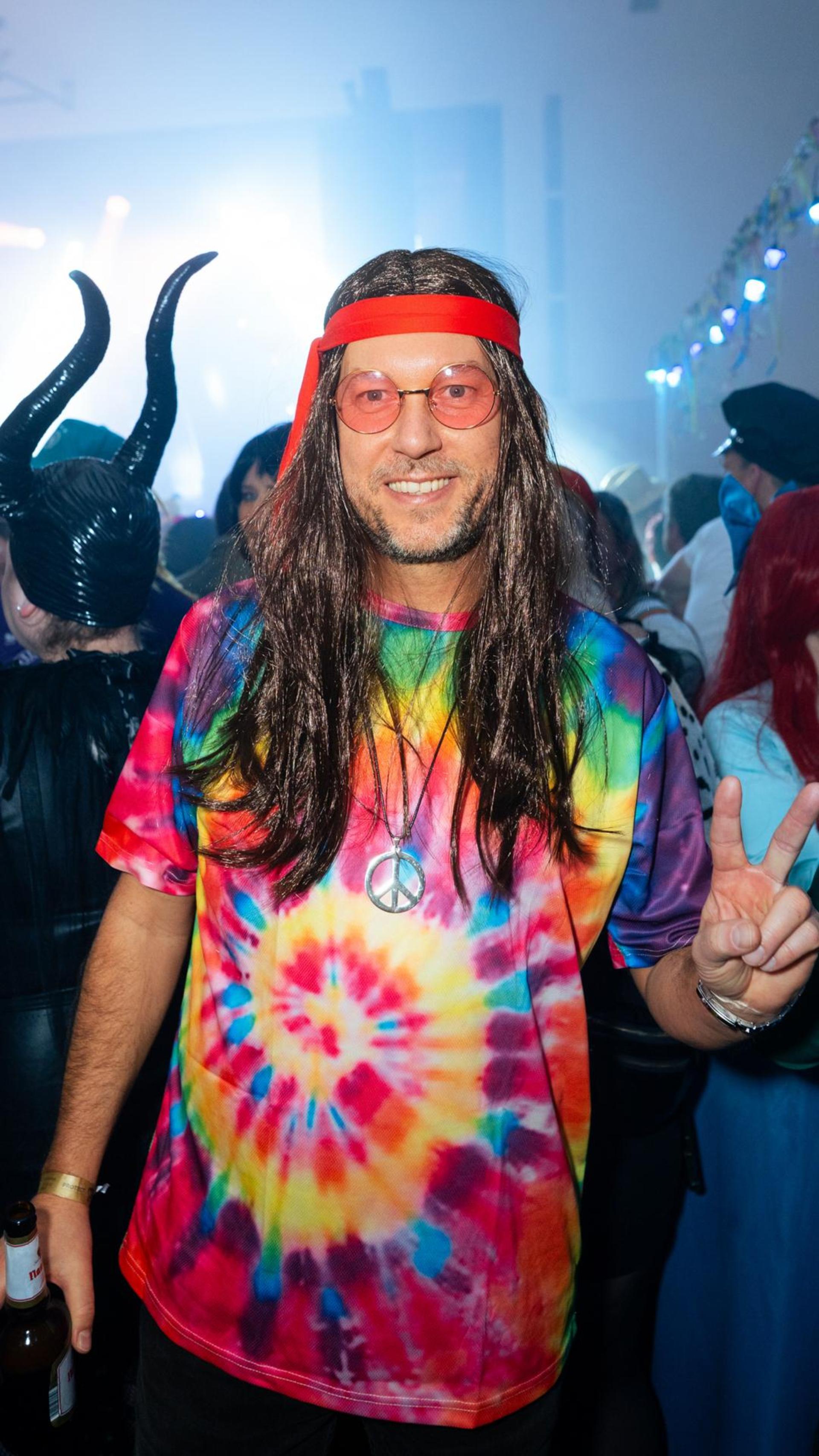 Am Sportlerball in Schirmitz gings mit Vollgas weiter im Faschingstreiben.  (Bild: Hannes Stock)