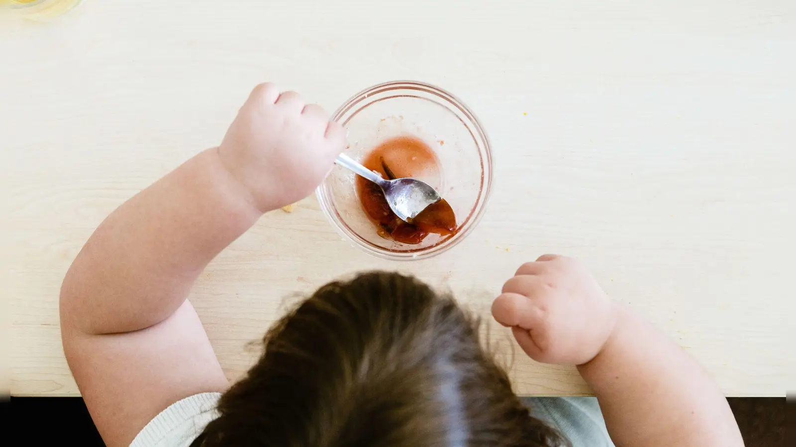 Bis 2050 könnte es 3,8 Milliarden Erwachsene und 746 Millionen Kinder und Jugendliche mit Übergewicht oder Fettleibigkeit geben. (Archivbild) (Bild: Markus Scholz/dpa)