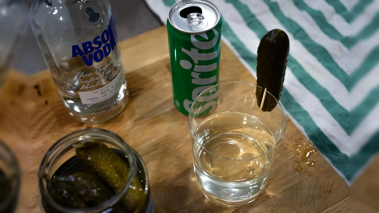 Gestern war es ein bisschen viel? We got you. Mit dem Katerhelfer. (Bild: knz)