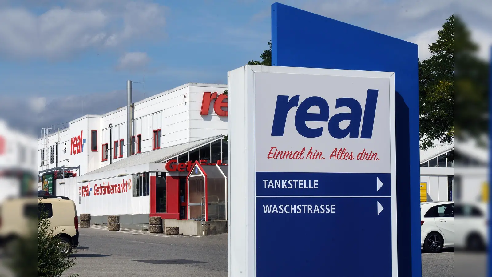 Die Warenhauskette Mein Real musste Insolvenz anmelden. Damals hießen die Mein-Real-Märkte nur Real. (Archivbild: Stephan Huber)