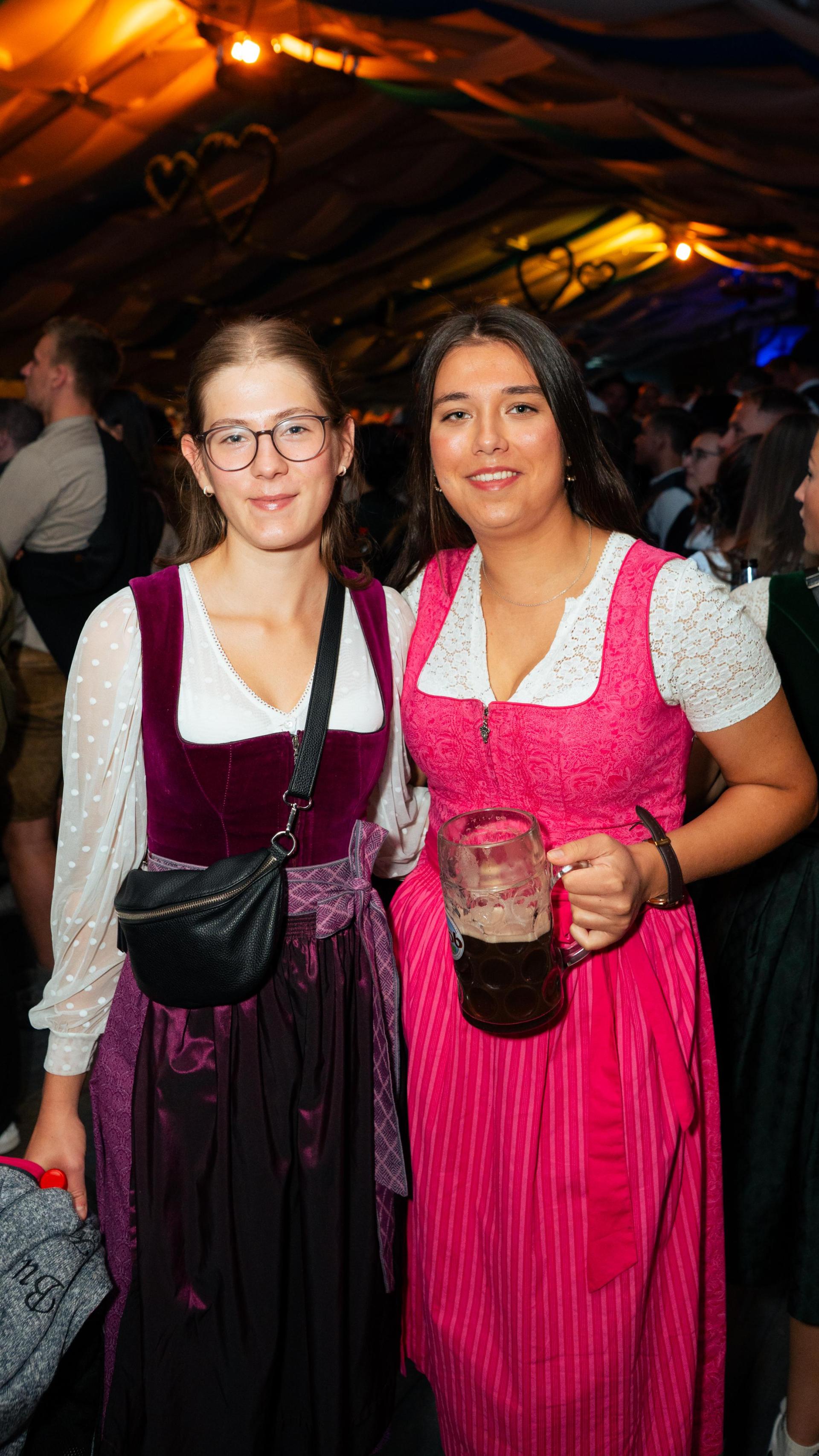 Sonntagabend auf der Pfreimder Kirwa. (Bild: Hannes Stock)