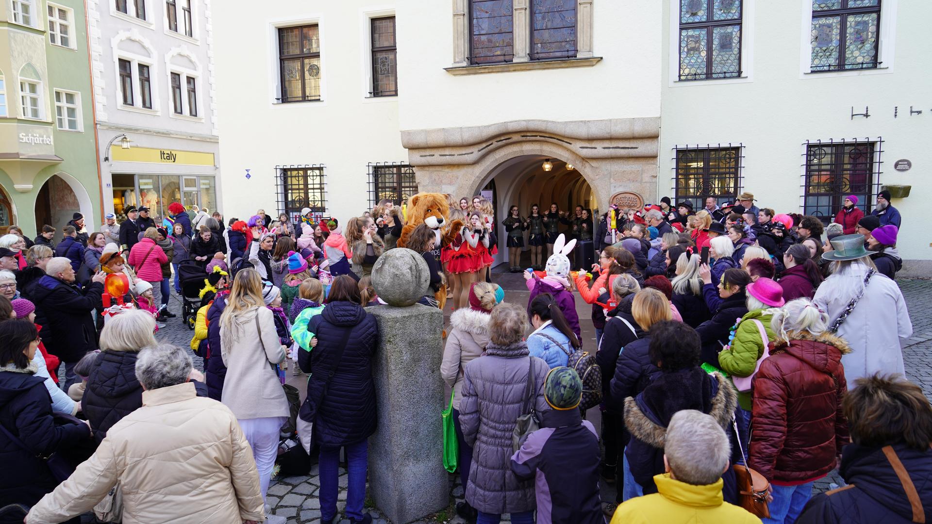 So war der Faschingskehraus 2024 in Weiden.  (Bild: mcl)