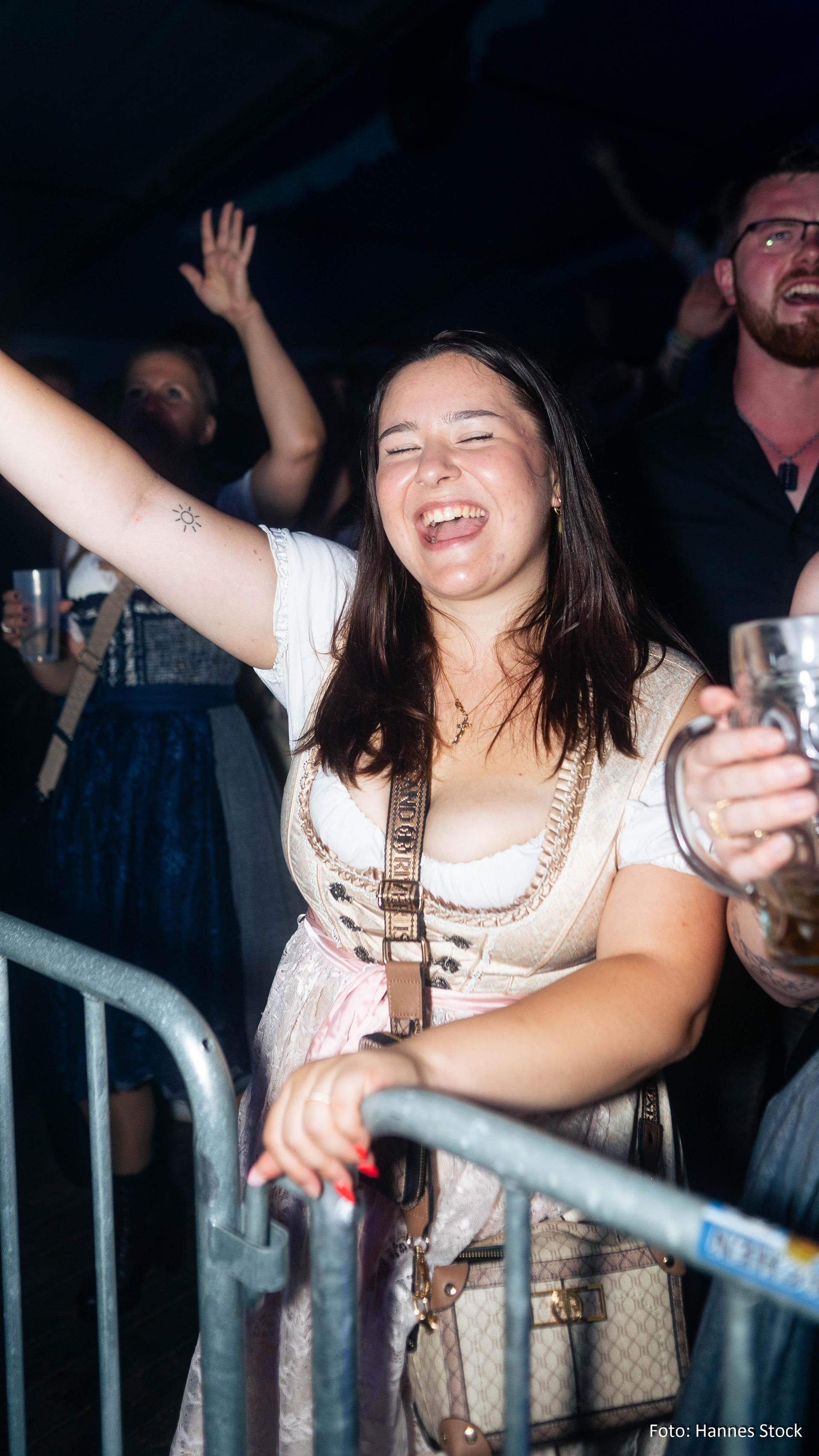 Das war die Flosser Kirwa am Samstag.  (Bild: Hannes Stock )