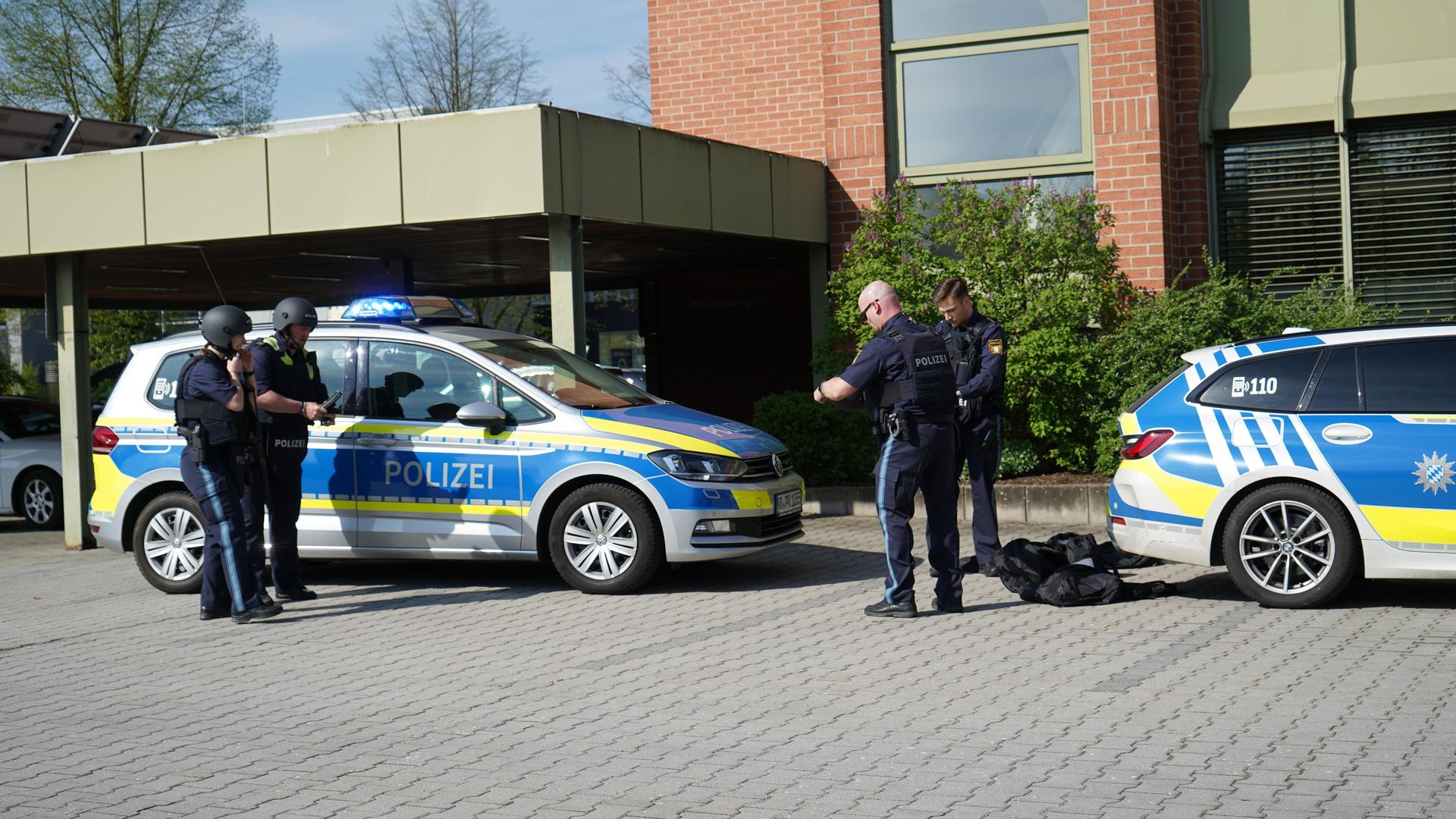 Im Gebäude der Agentur für Arbeit fand eine große Polizeiübung statt. (Bild: mcl)