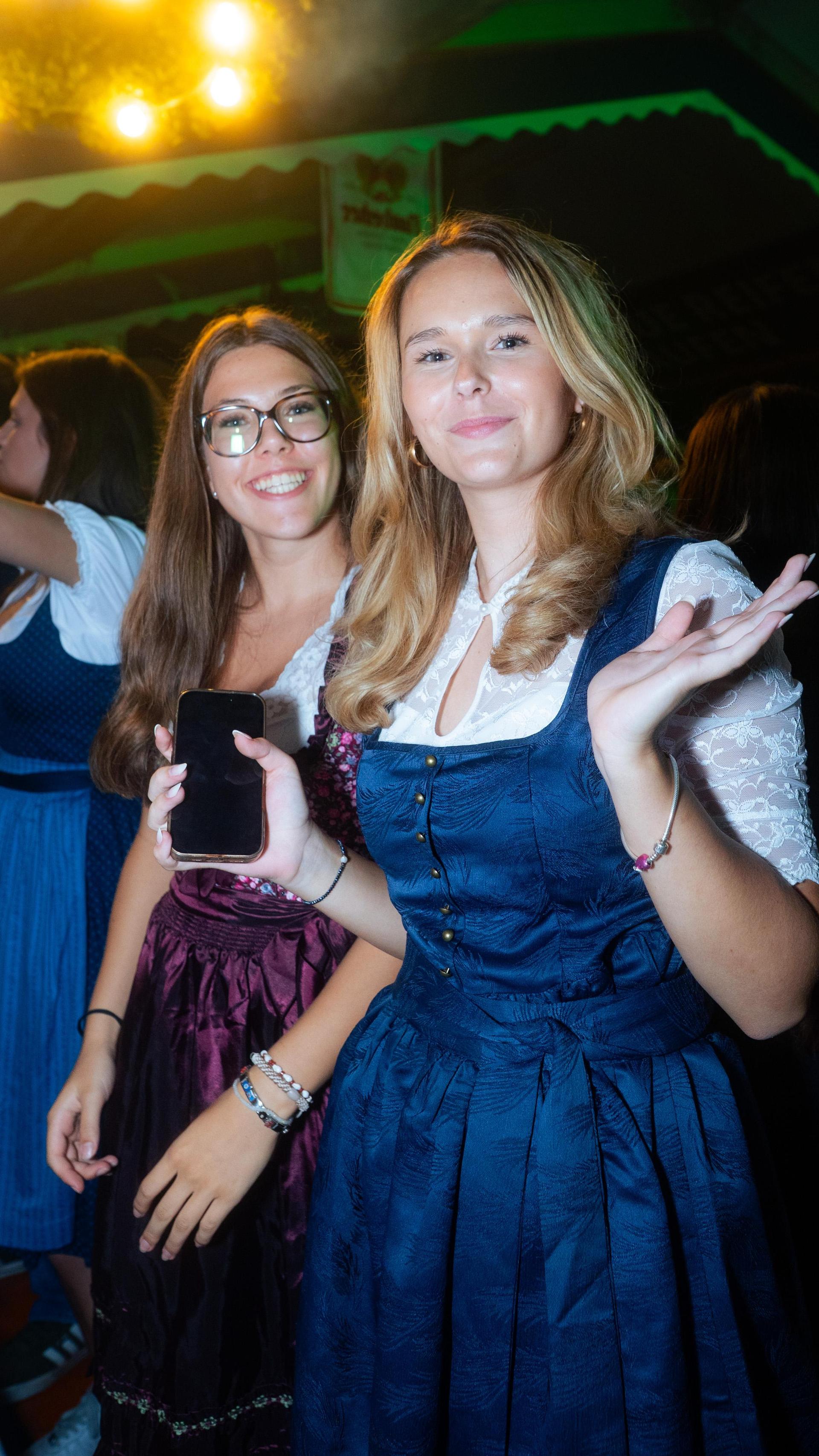 Die Bilder vom Freitag auf dem Weidener Volksfest 2025. (Bild: Hannes Stock)