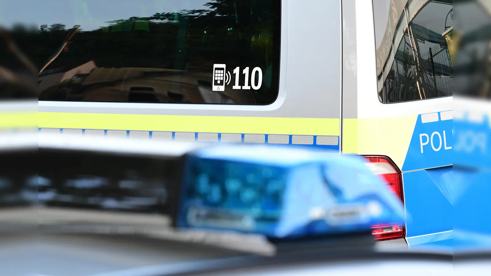 Die Kriminalpolizei Weiden ermittelt nach einem mutmaßlichen Einbruch mit einem Verletzten in Kohlberg.  (Symbolbild: Petra Hartl)