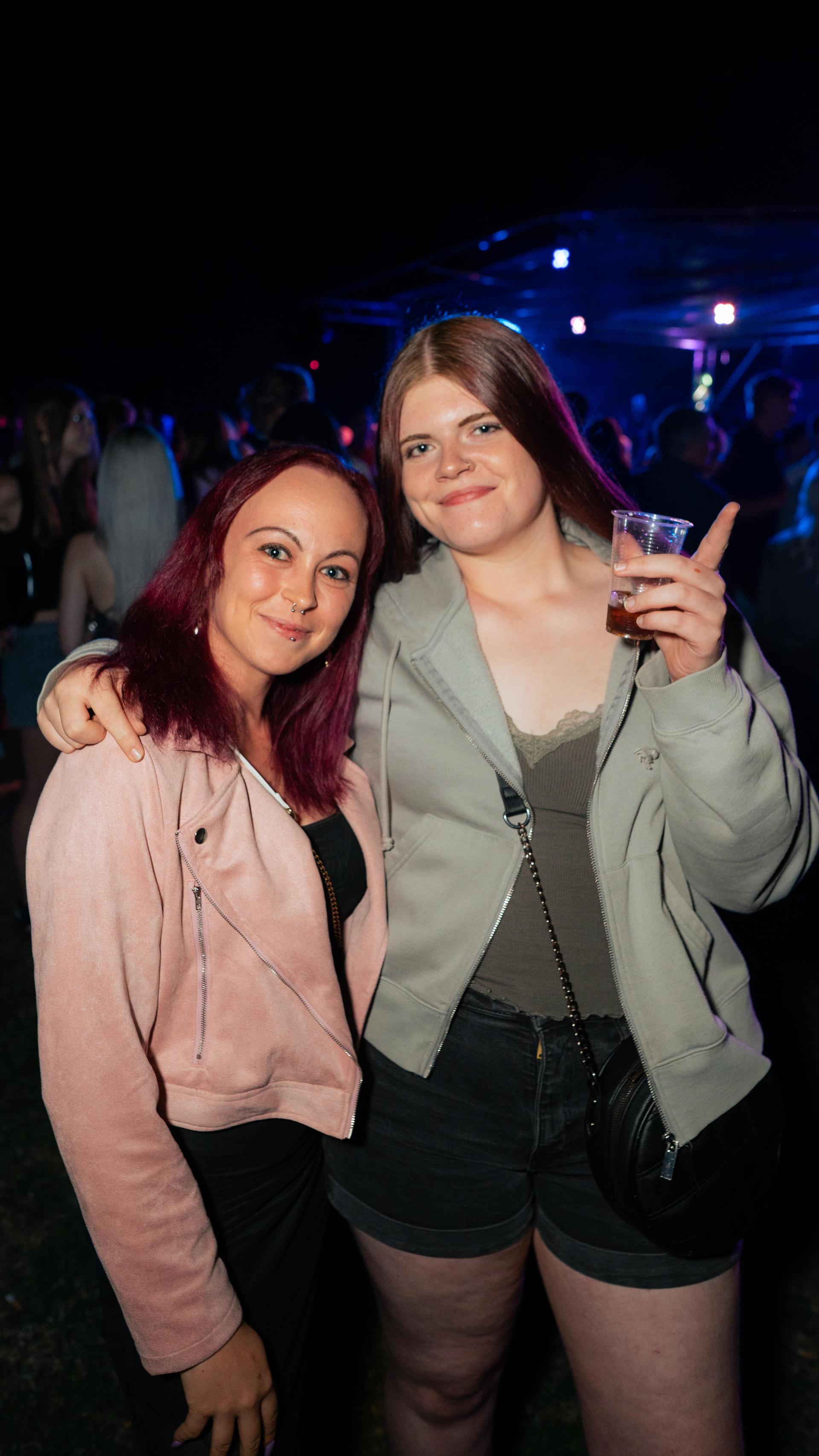 Bilder der Beach Party. (Bild: Hannes Stock)