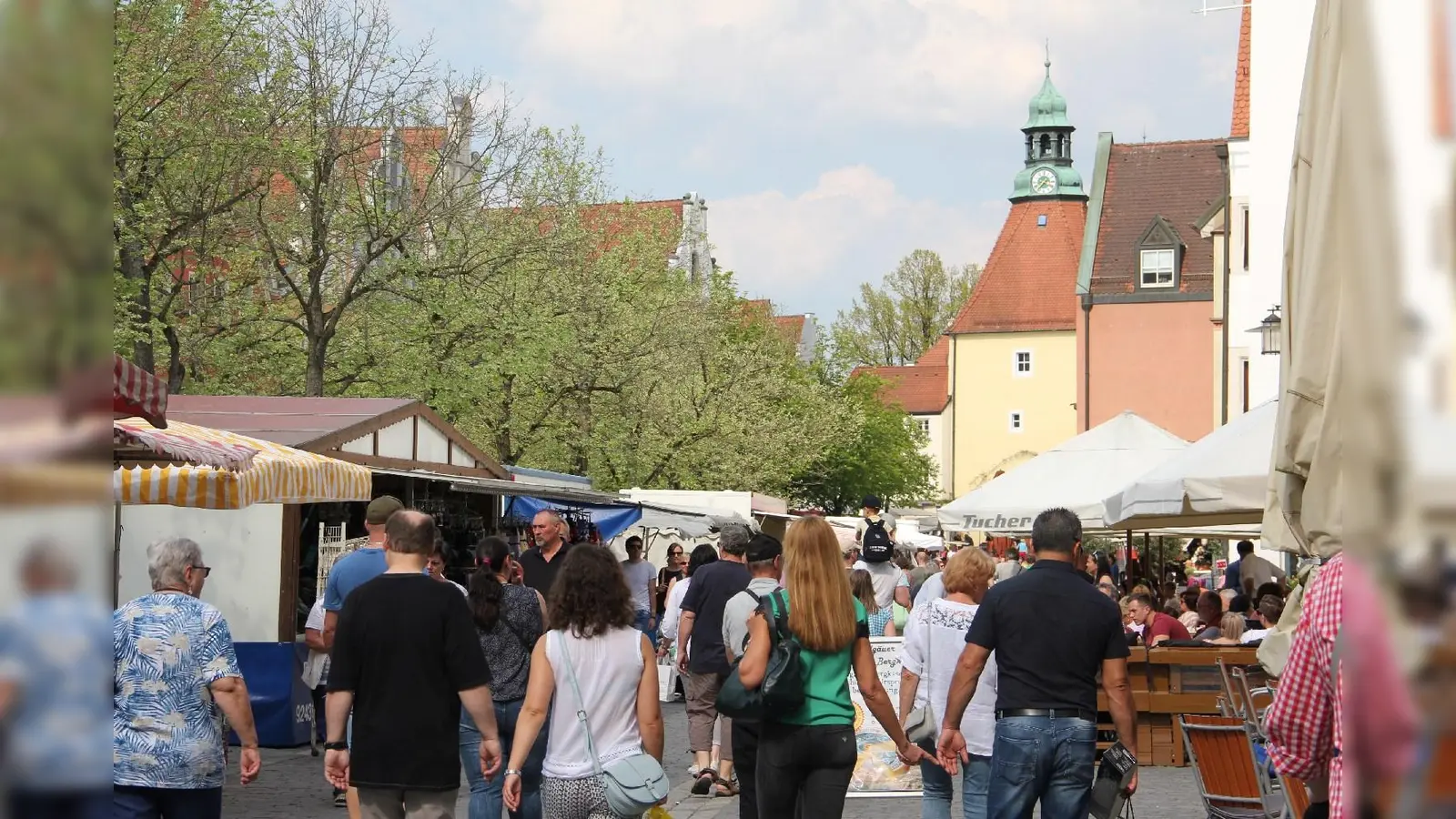 Diesen Sonntag findet in der Weidener Innenstadt der Jubilatemarkt statt. (Bild: exb)