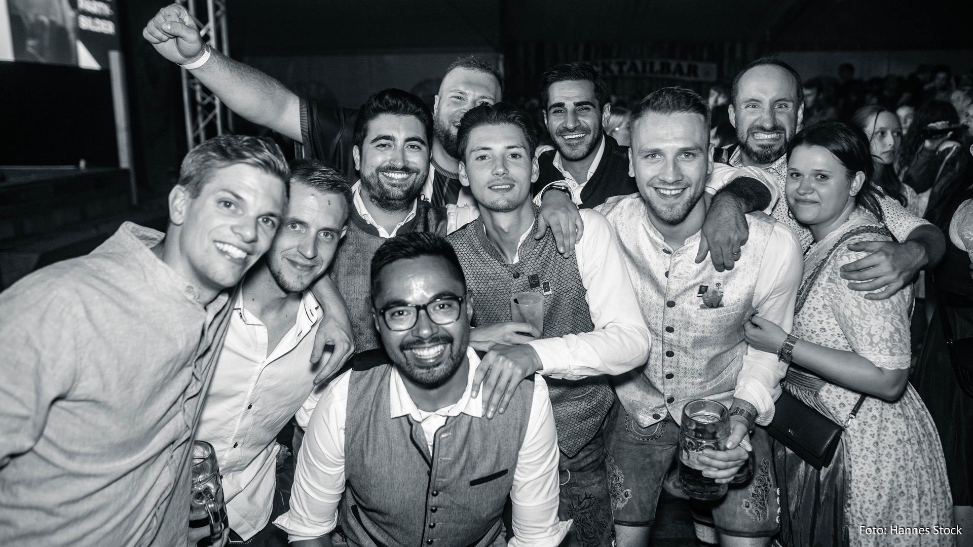 Das war die Flosser Kirwa am Samstag.  (Bild: Hannes Stock )