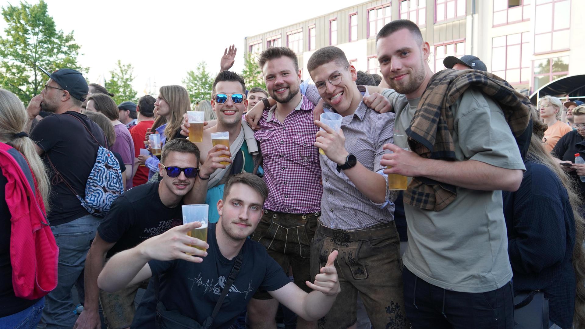 Am Freitagabend spielten „Dicht und Ergreifend” auf dem Campus Open Air. (Bild: mcl)