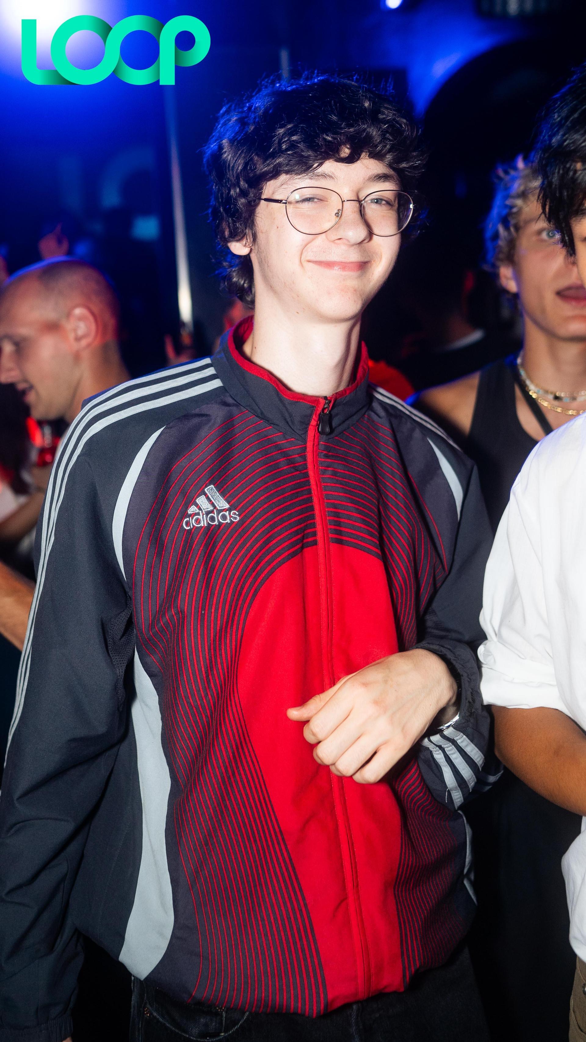Die „School is out”-Party im Loop. (Bild: Hannes Stock)