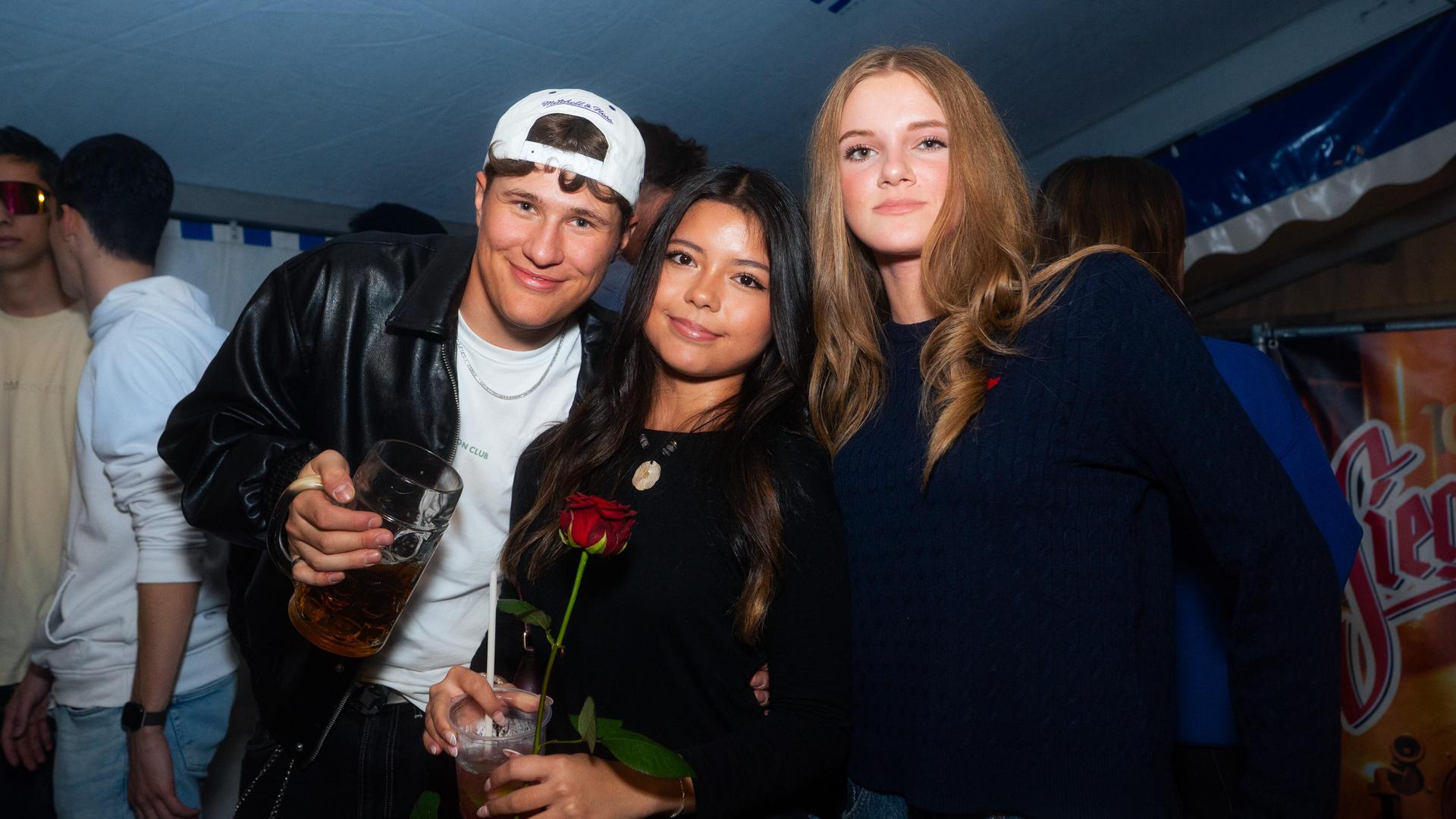 Die Bilder vom Freitag auf dem Weidener Volksfest 2025. (Bild: Hannes Stock)