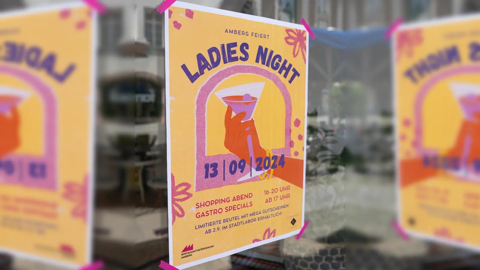 Dieses Plakat am Fenster des Stadtlabors in der Bahnhofstraße 9 - wo auch die „Shopping Bags” für diesen Abend erhältlich sind - macht neugierig auf die erste Ladies Night, die am 13. September in der Altstadt von Amberg über die Bühne geht. (Bild: Franziska Farr, Wirtschaftsförderung Amberg)