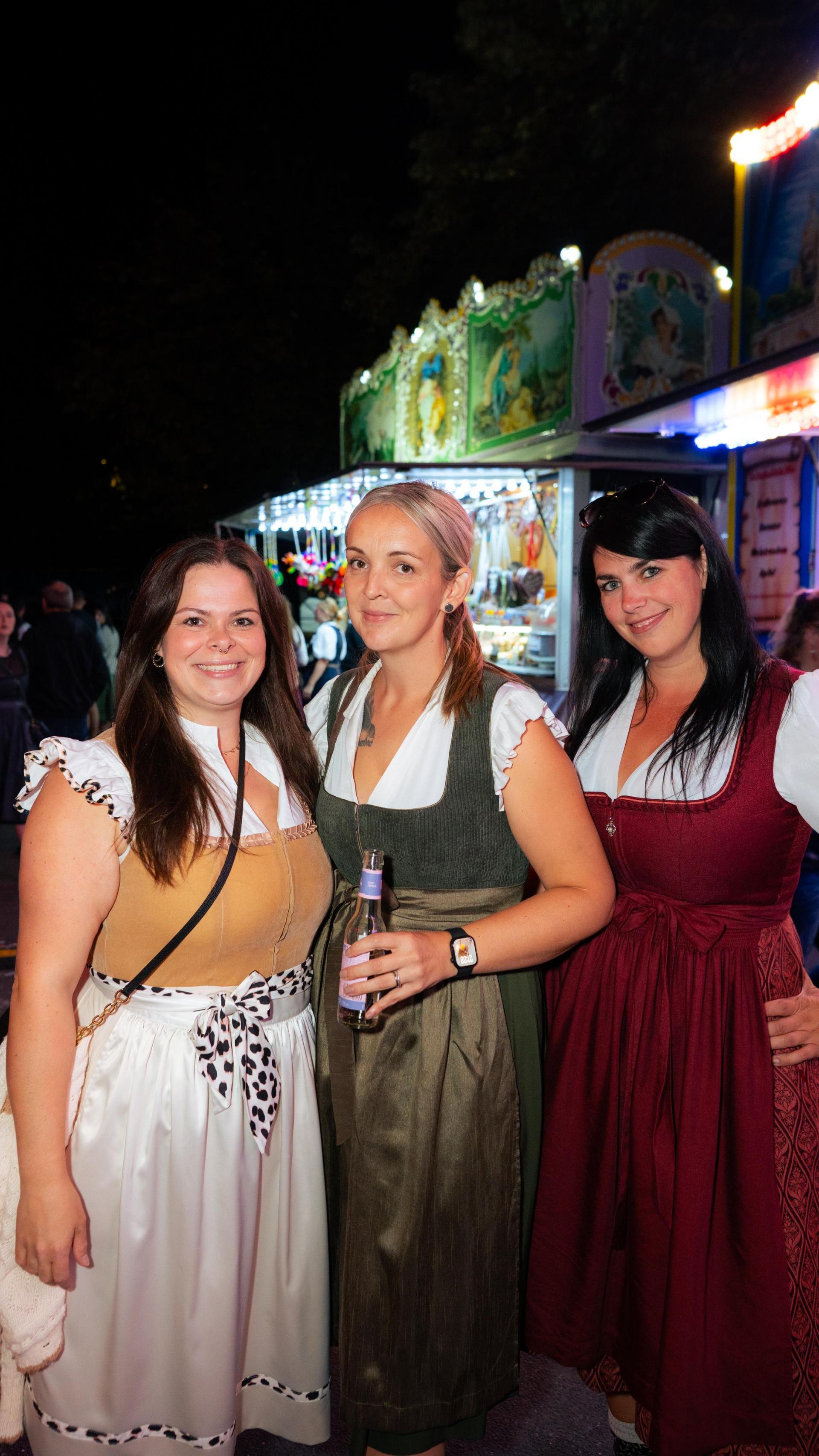 Sonntagabend auf der Pfreimder Kirwa. (Bild: Hannes Stock)