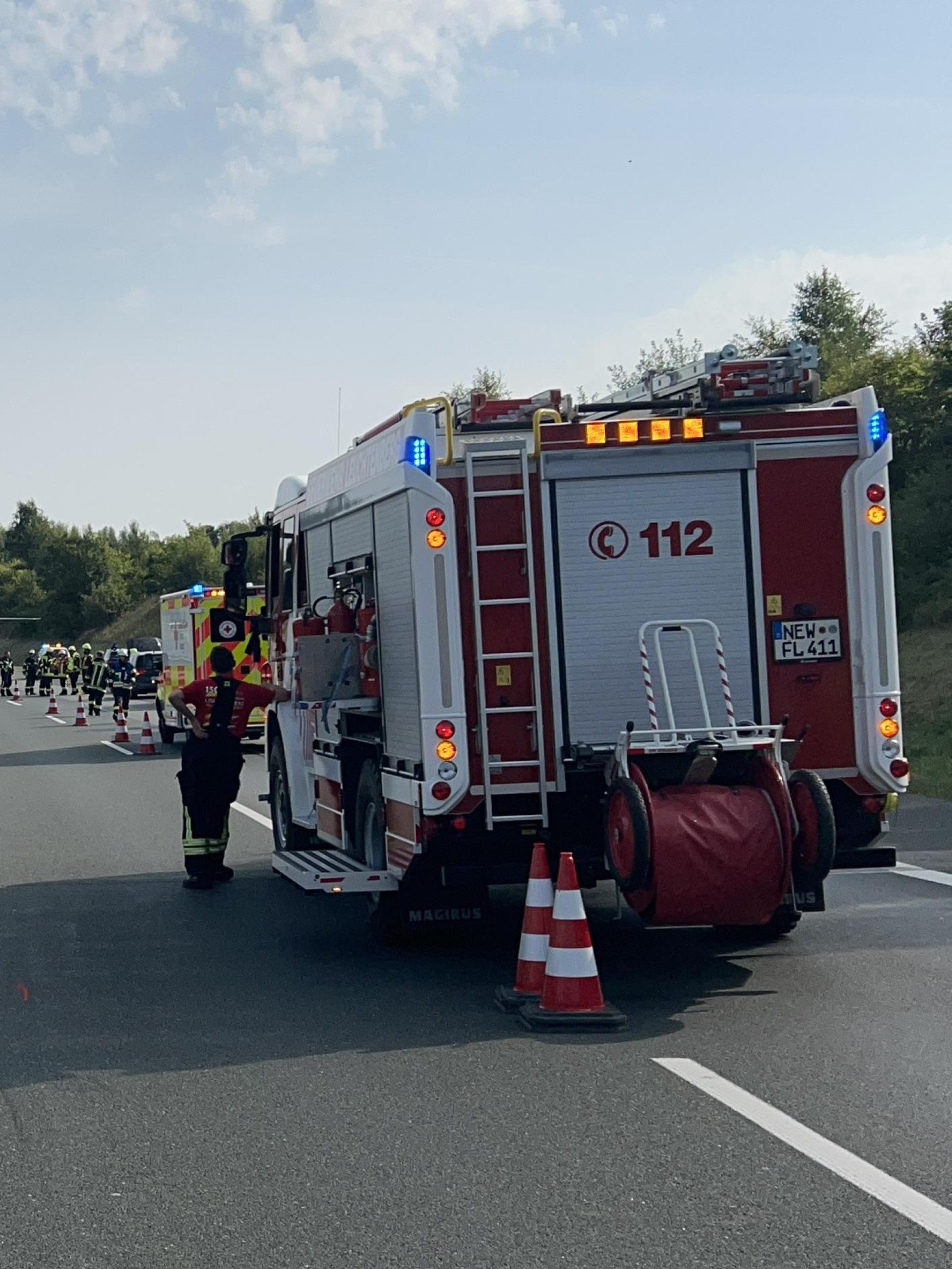 Wegen eines Unfalls war die A 6 zwischen Leuchtenberg und Vohenstrauß für rund 30 Minuten gesperrt. (Bild: Verkehrspolizei Weiden)