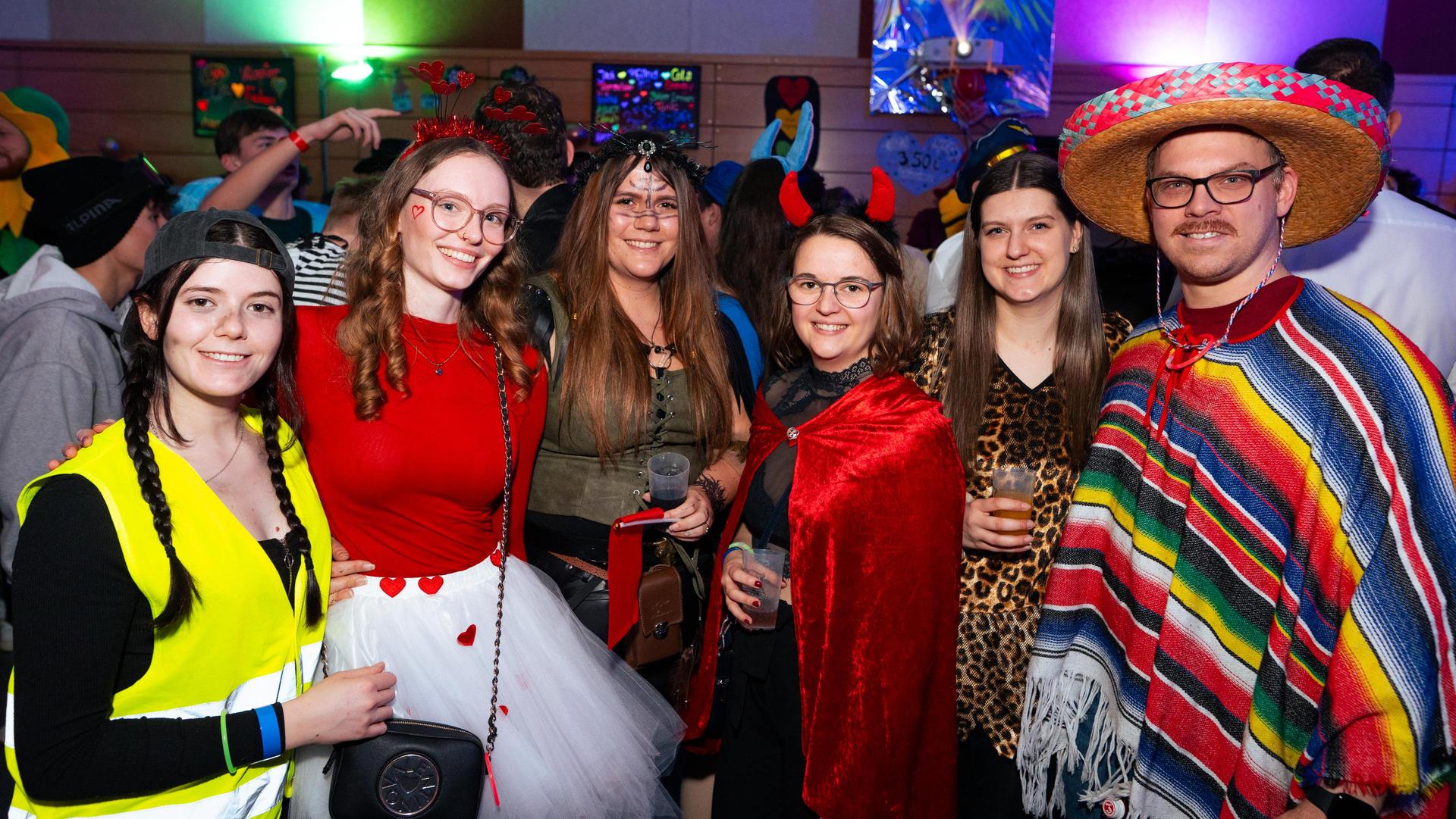 Auch in Pirk habt ihr's ordentlich krachen lassen. (Bild: Hannes Stock)