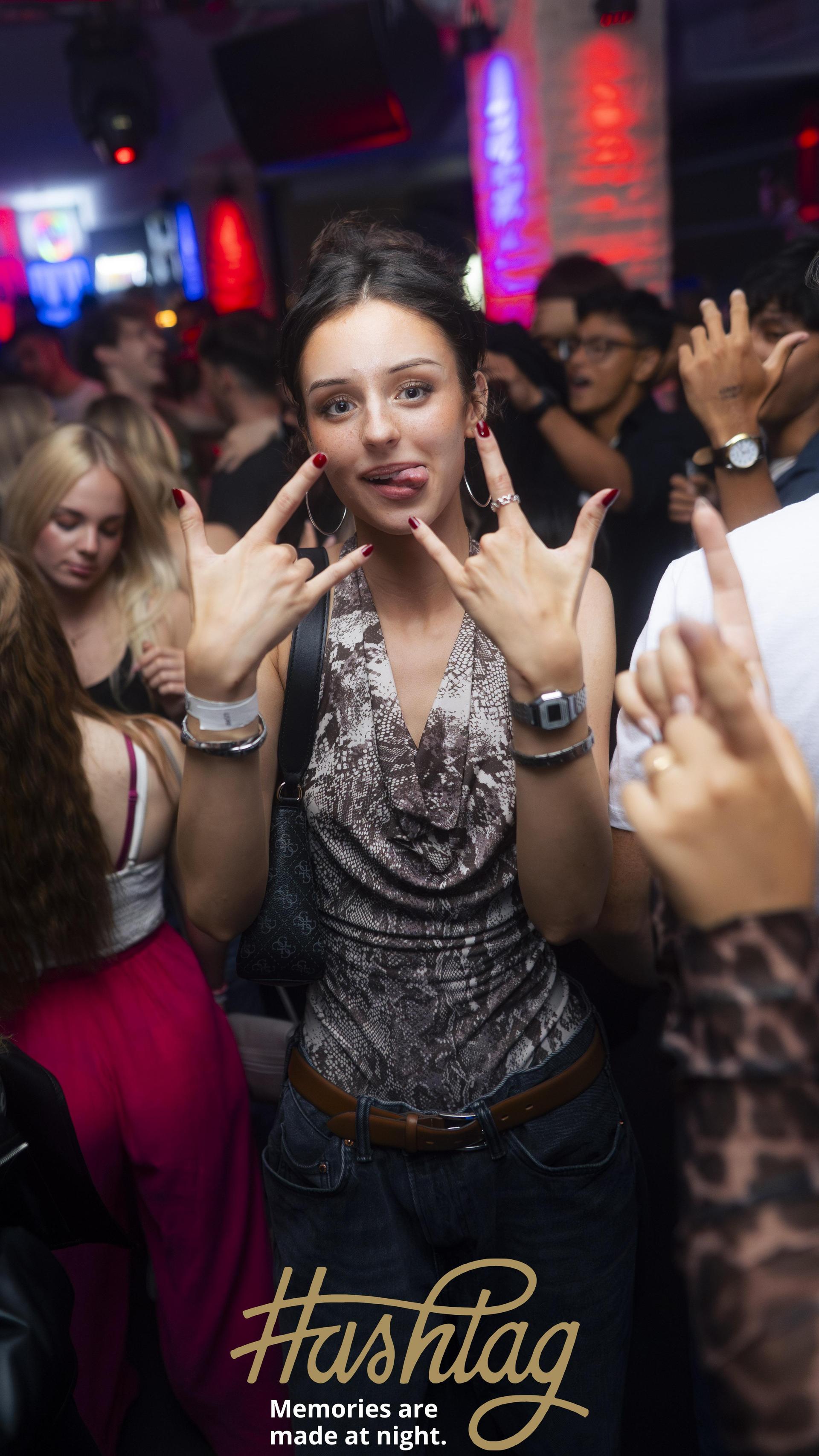 Im Hashtag sorgten am Freitag die Hits der 2000/10er für beste Stimmung. (Bild: Hannes Stock)