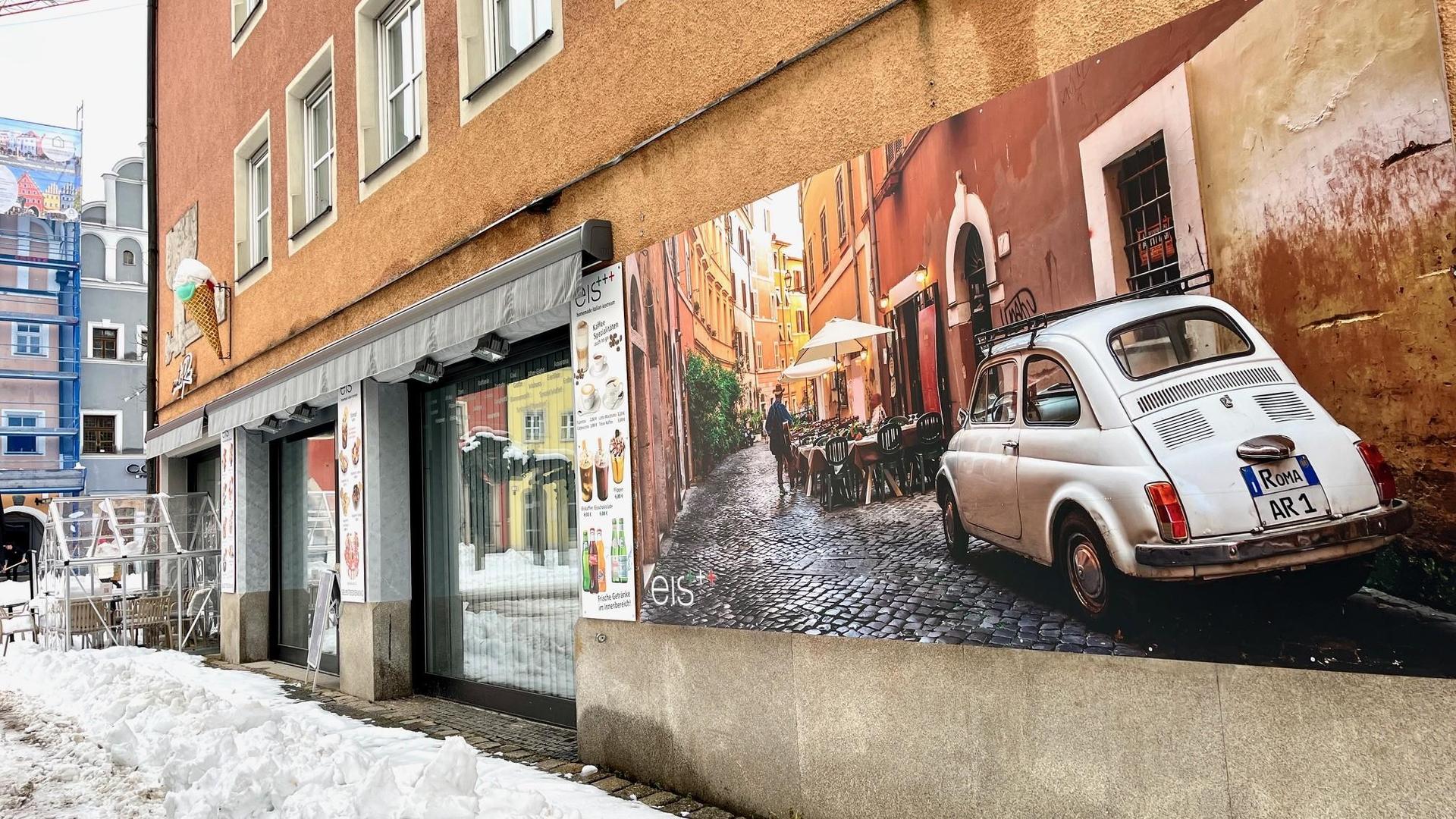 Die beliebte Eisdiele „Eis+++” in der Weidener Altenstadt bekommt eine neue Pächterin. (Bild: Gabi Schönberger)