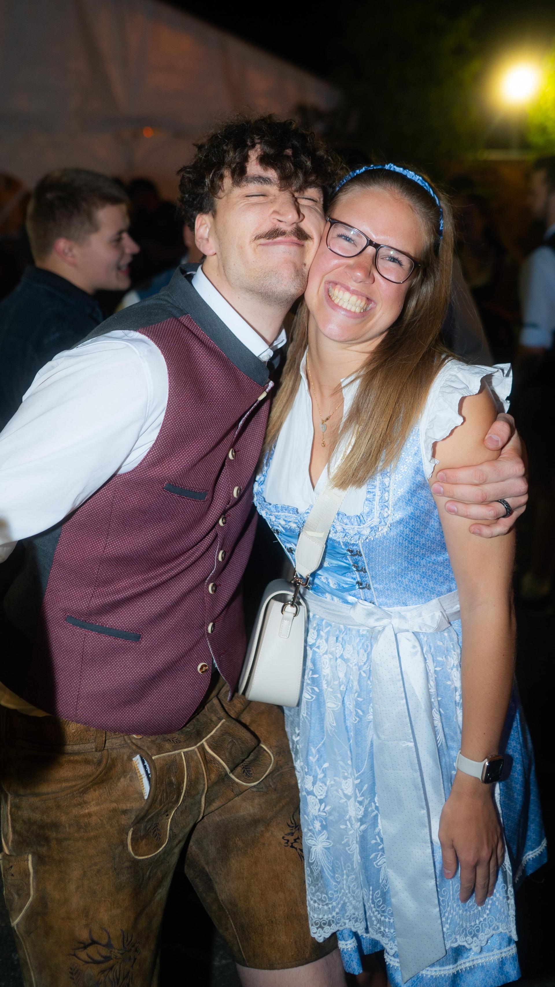 Wernberg feiert Kirwa, die Stoapfälzer Spitzbuam liefern die Musik zum Fest. (Bild: Hannes Stock)