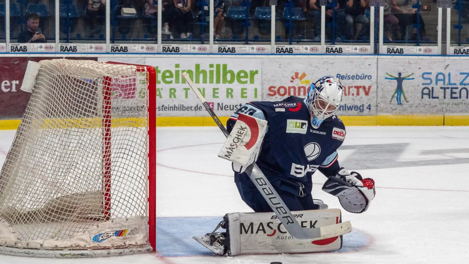 Unter anderem Thema in der neuen Folge „Powerplay”: Felix Noack, der im Penaltykrimi gegen Selb zum Derbyheld avancierte.  (Archivbild: Christian Kaminsky)