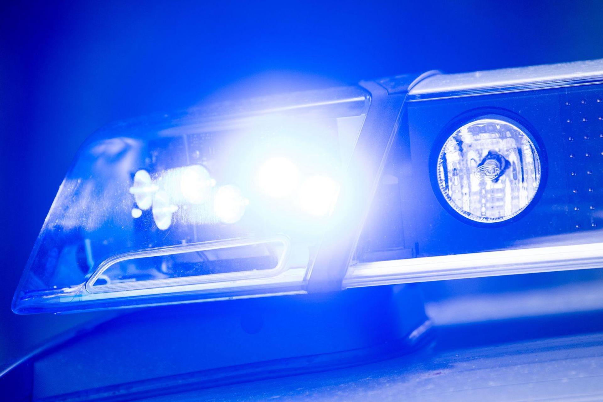 Die A 93 ist am Donnerstagmorgen gesperrt. (Symbolbild: Lino Mirgeler/dpa)