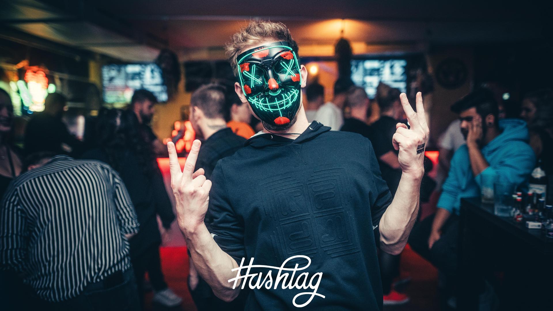 So lief Black Halloween im Hashtag in Weiden - unser Fotograf Sebastian Reiter war dabei. (Bild: Sebastian Reiter)