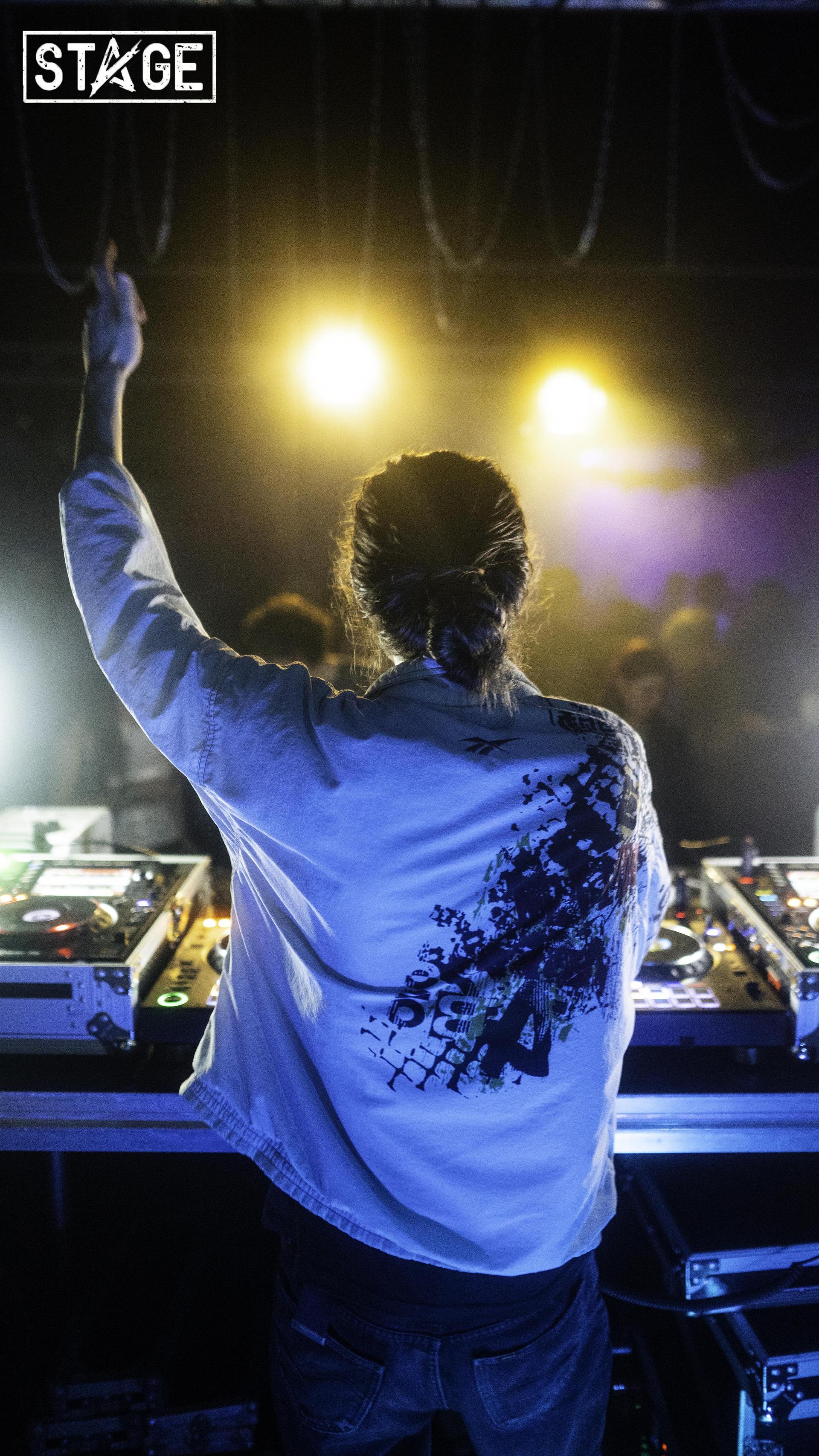 Die Fotos der „Schwitzkasten”-Party im Stage. (Bild: Hannes Stock)