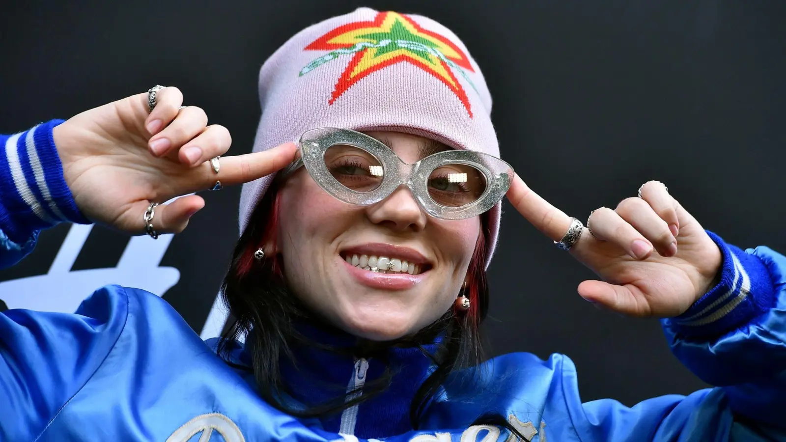 Wollte aus ihrem Coming-Out keine große Sache machen:&nbsp;Sängerin Billie Eilish. (Bild: Jordan Strauss/Invision/AP/dpa)