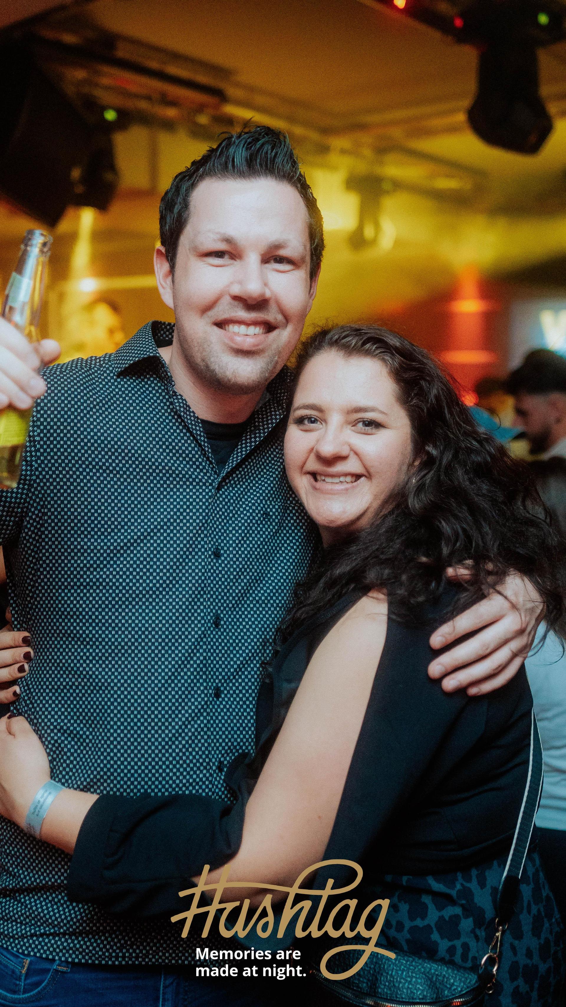 „Latin Vibes”: Das war das Motto bei der Party im Hashtag Weiden. (Bild: Sebastian Reiter)