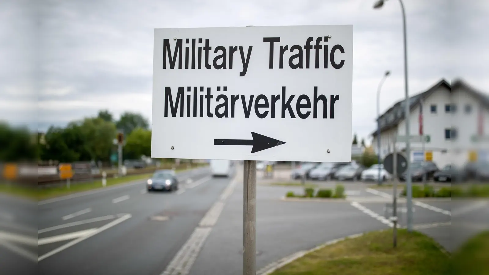 Für die Übung der US-Armee, Combined Resolve 26-07, werden auch wieder Truppen zwischen den Übungsplätzen Grafenwöhr und Hohenfels verlegt. (Archivbild: Daniel Karmann/dpa)