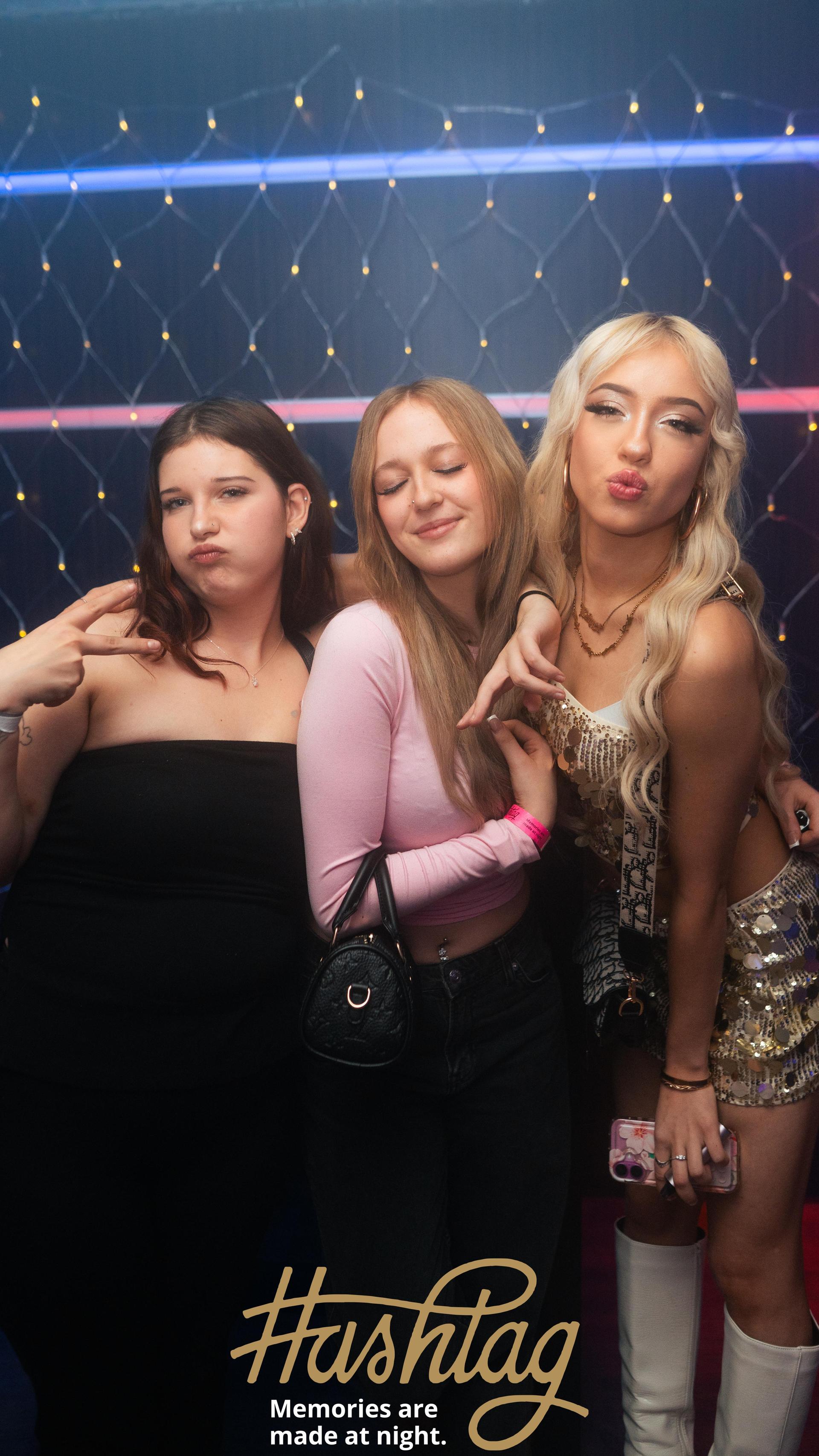 Party am Samstag im Hashtag. Hannes Stock war mit der Kamera dabei. (Bild: Hannes Stock)