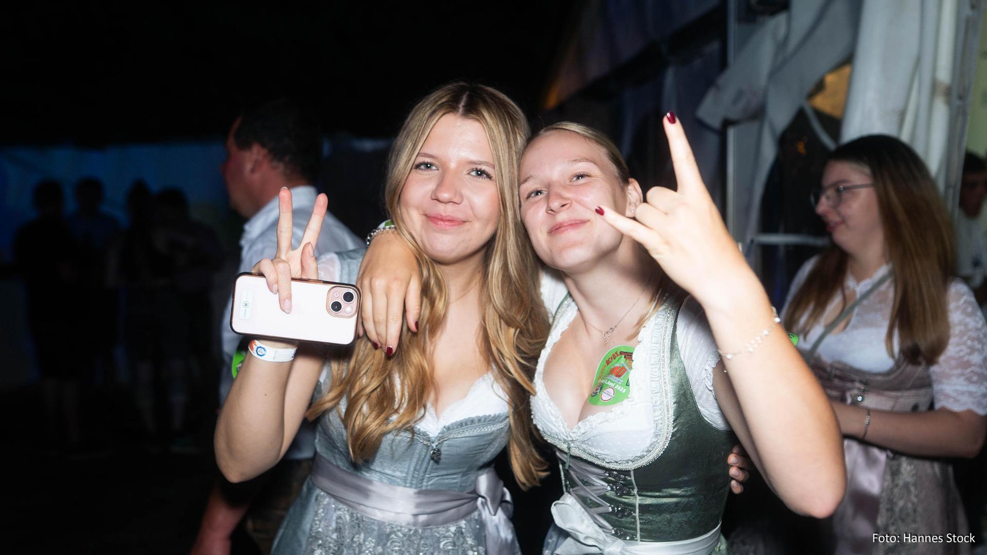 Das war die Flosser Kirwa am Samstag.  (Bild: Hannes Stock )