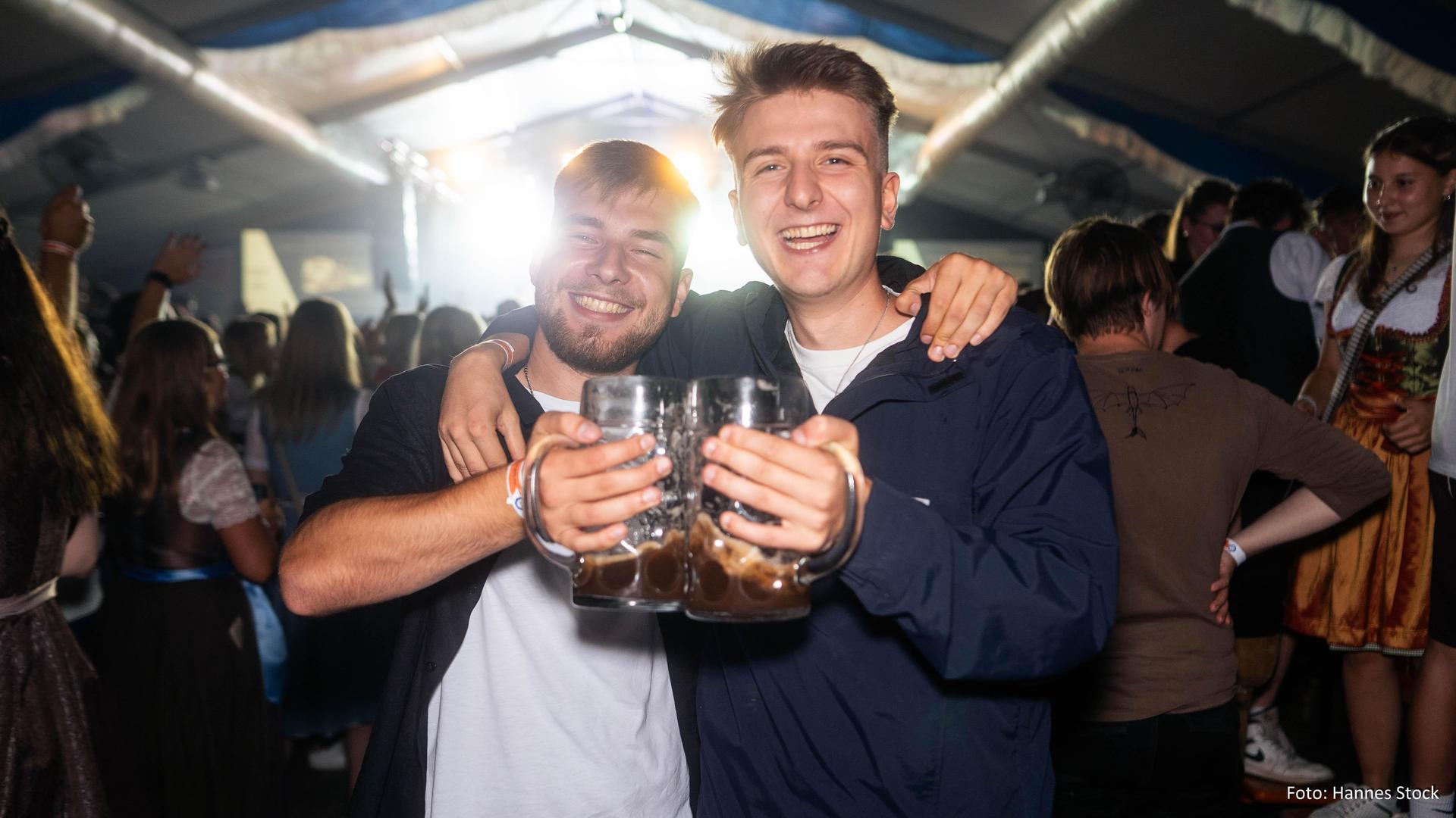 Die besten Bilder vom Auftakt der Flosser Kirwa (Bild: Hannes Stock)