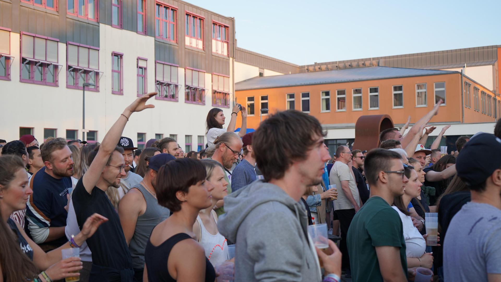 Am Freitagabend spielten „Dicht und Ergreifend” auf dem Campus Open Air. (Bild: mcl)