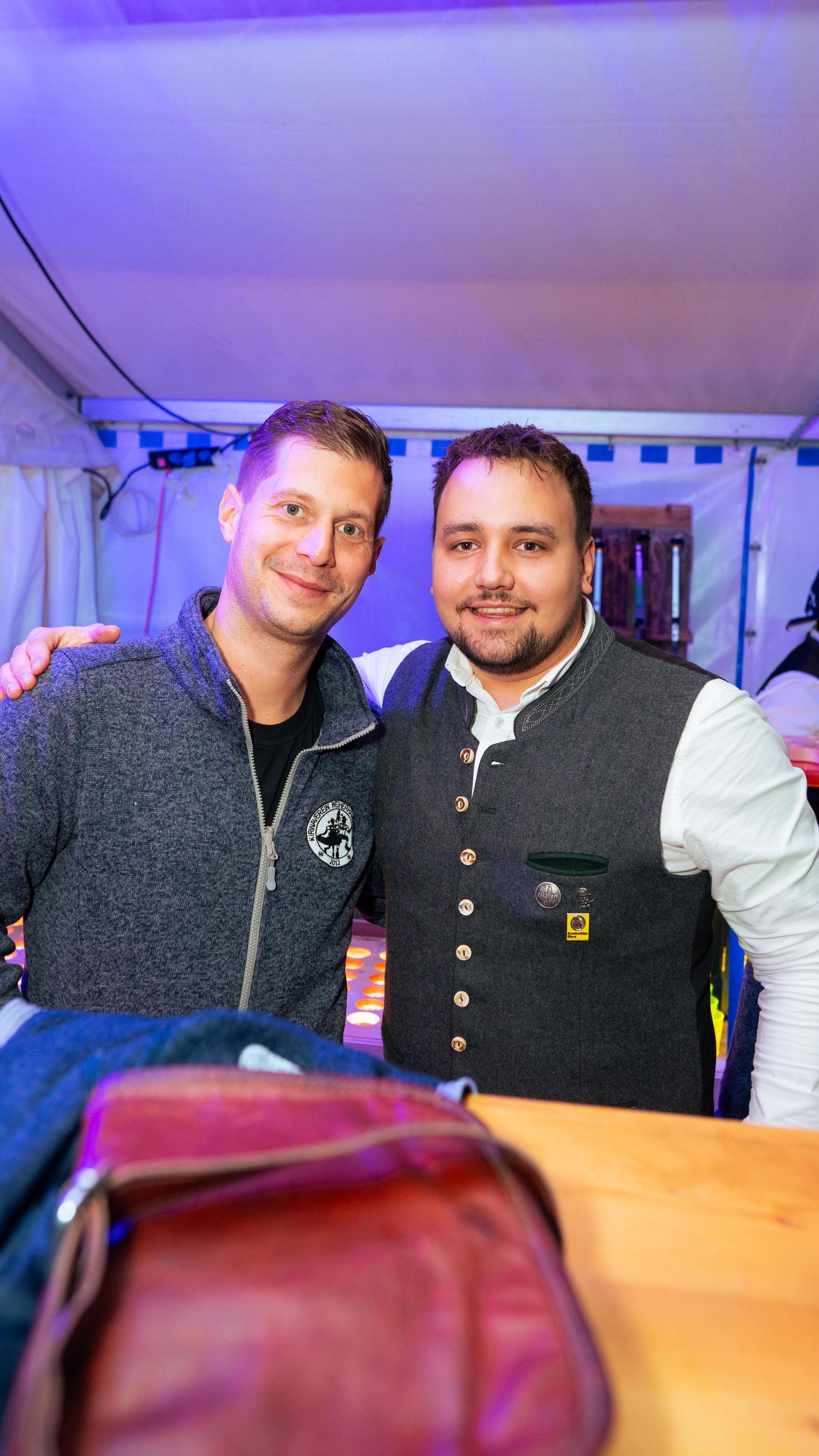 Szenen der Kirwaparty in Weiherhammer. (Bild: Hannes Stock)