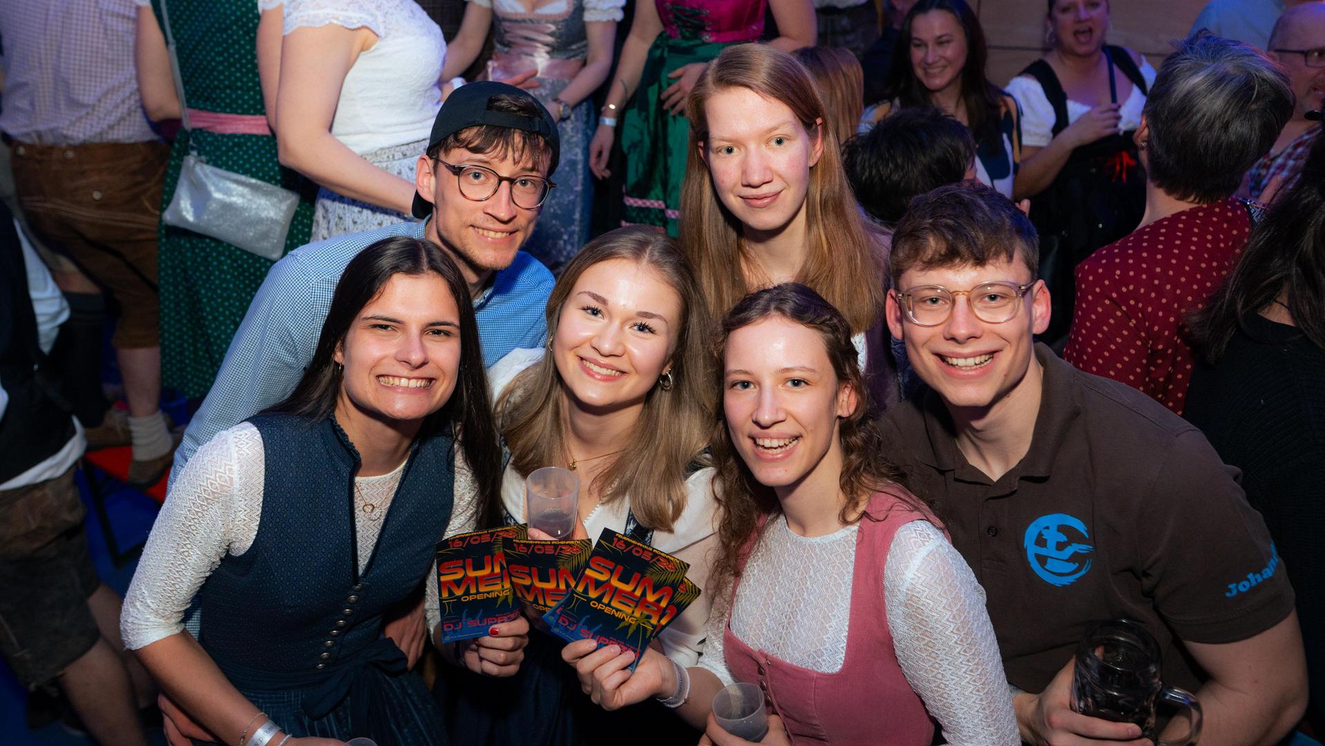 Partybilder vom Starkbierfest Pirk von Hannes Stock. (Bild: Hannes Stock)