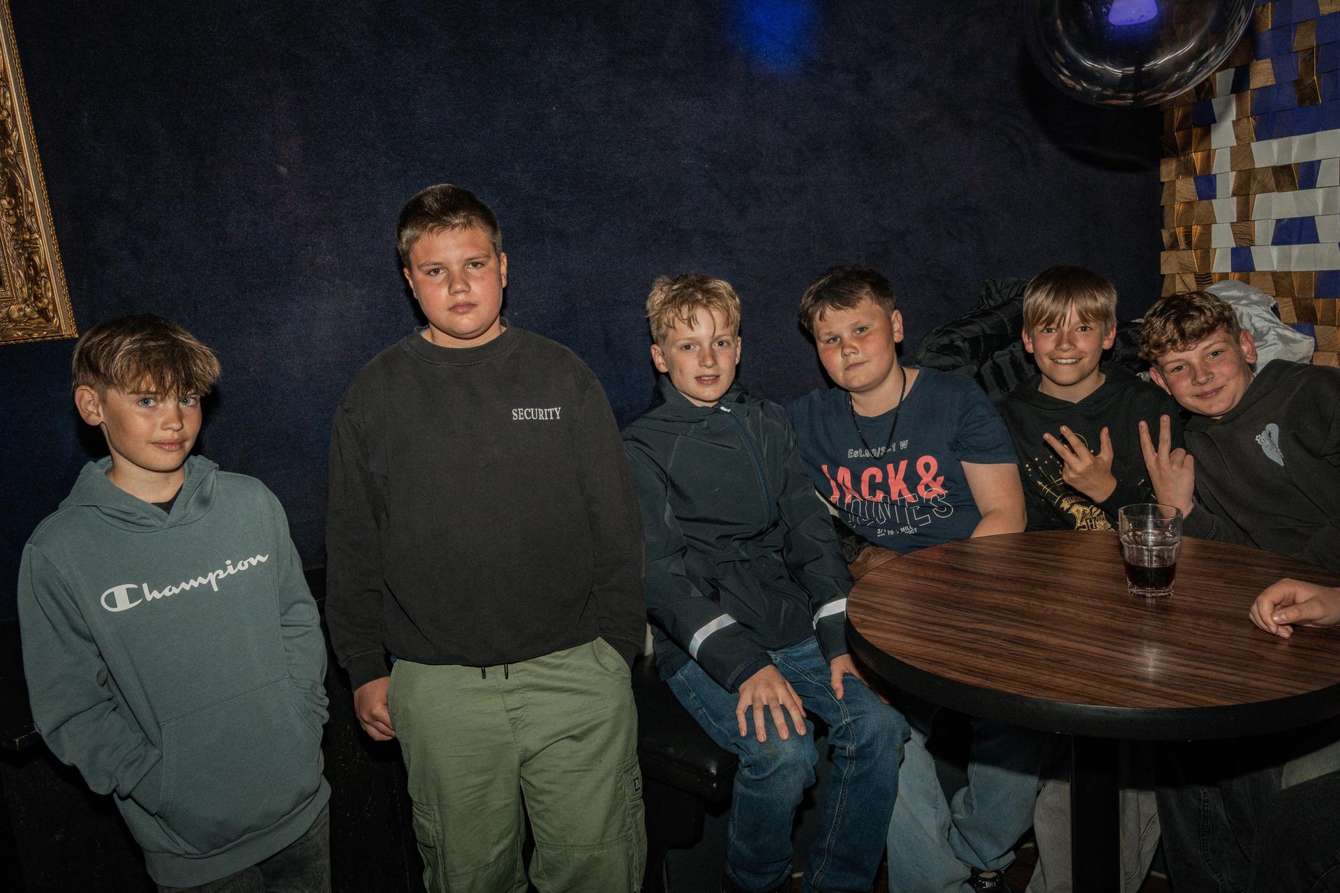 Die Teenieparty im La Belle Waidhaus. (Bild: Timo Kraus)