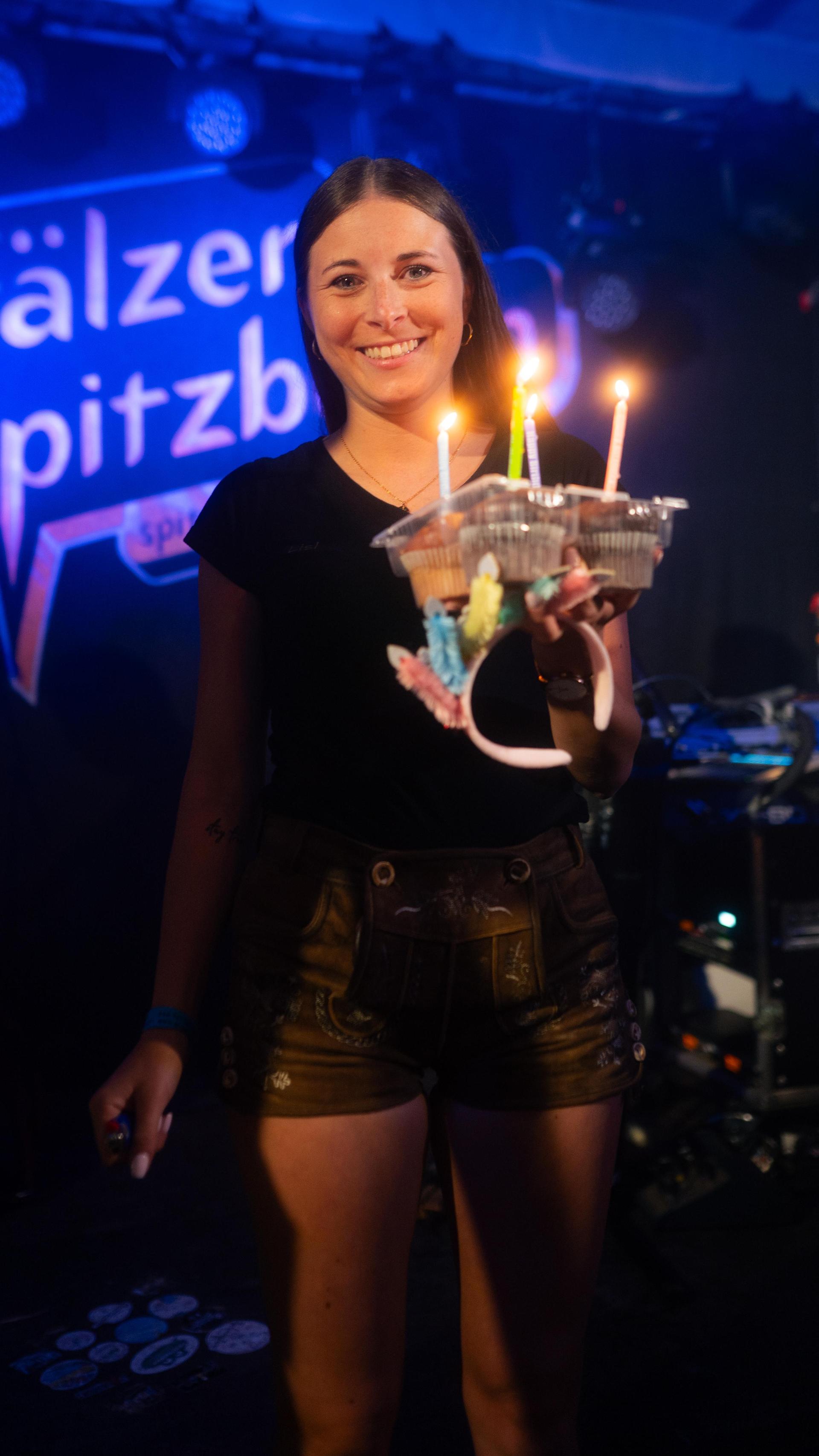 Wernberg feiert Kirwa, die Stoapfälzer Spitzbuam liefern die Musik zum Fest. (Bild: Hannes Stock)