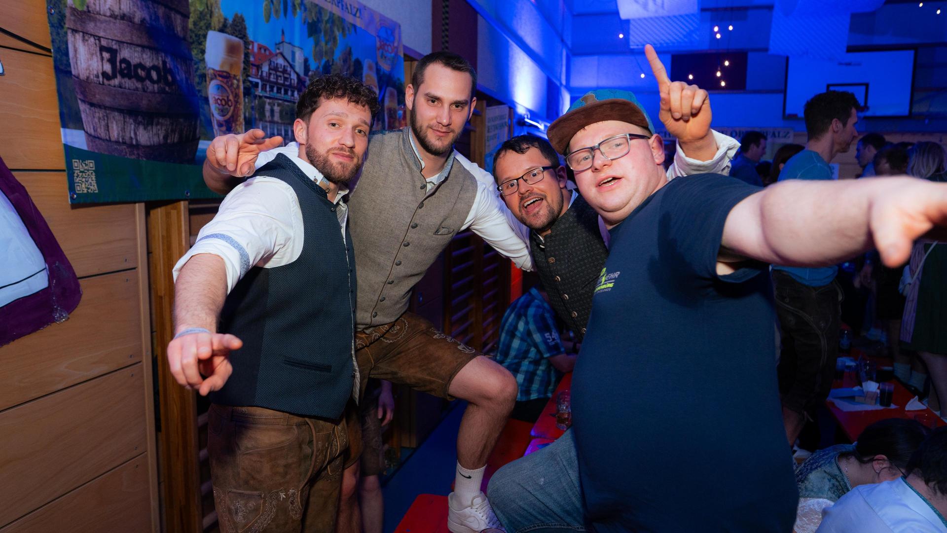Partybilder vom Starkbierfest Pirk von Hannes Stock. (Bild: Hannes Stock)
