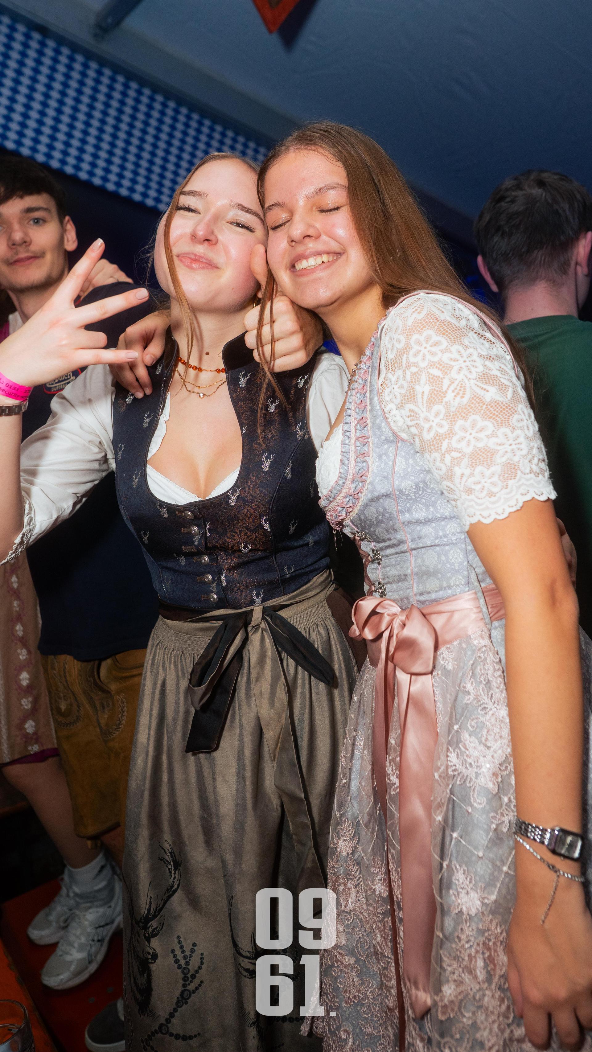 Die schönsten Eindrücke der Kirwa in Luhe am Freitag! (Bild: Hannes Stock)