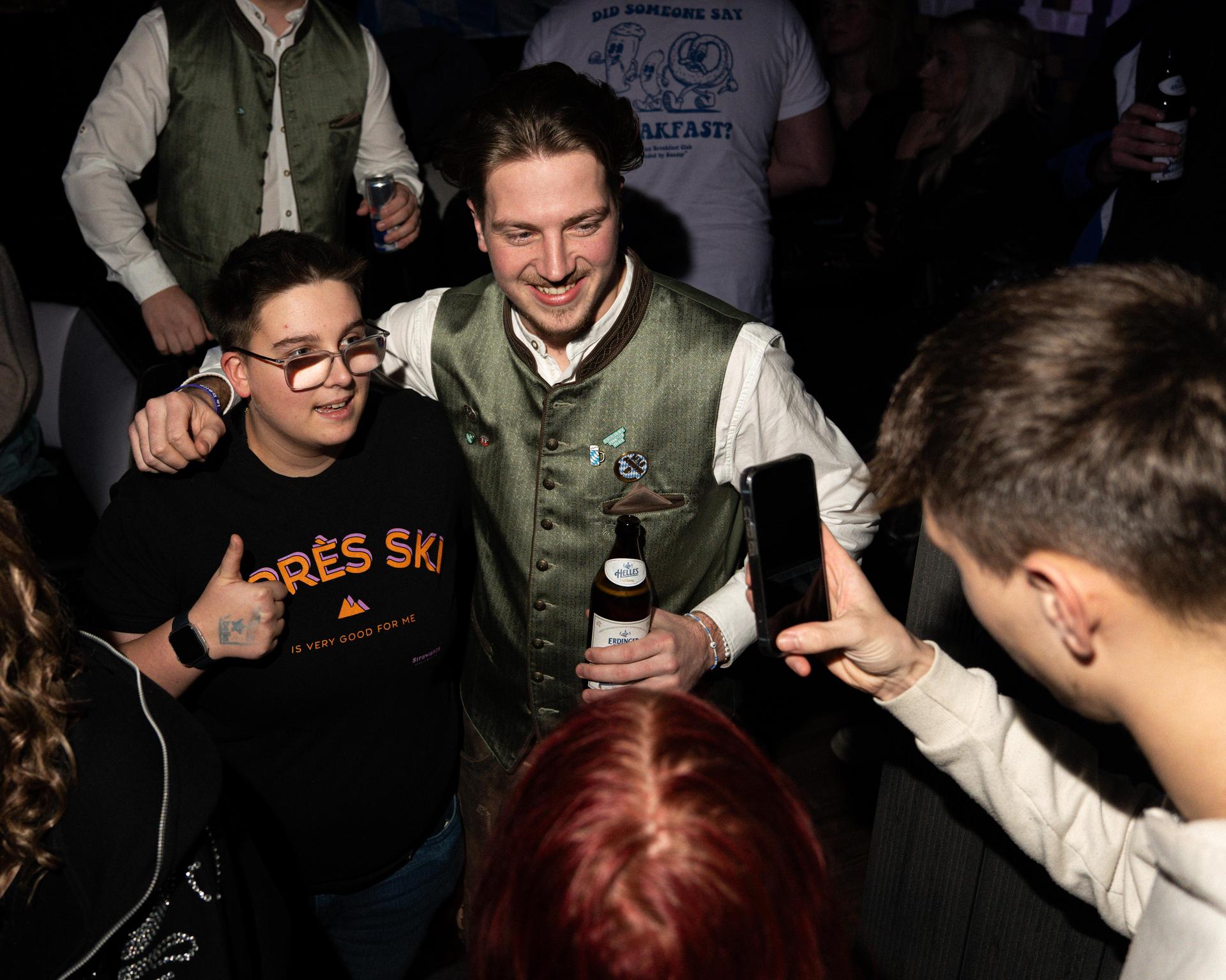 Bilder von der Bayern-Party im LaBelle in Waidhaus. (Bild: simerl)