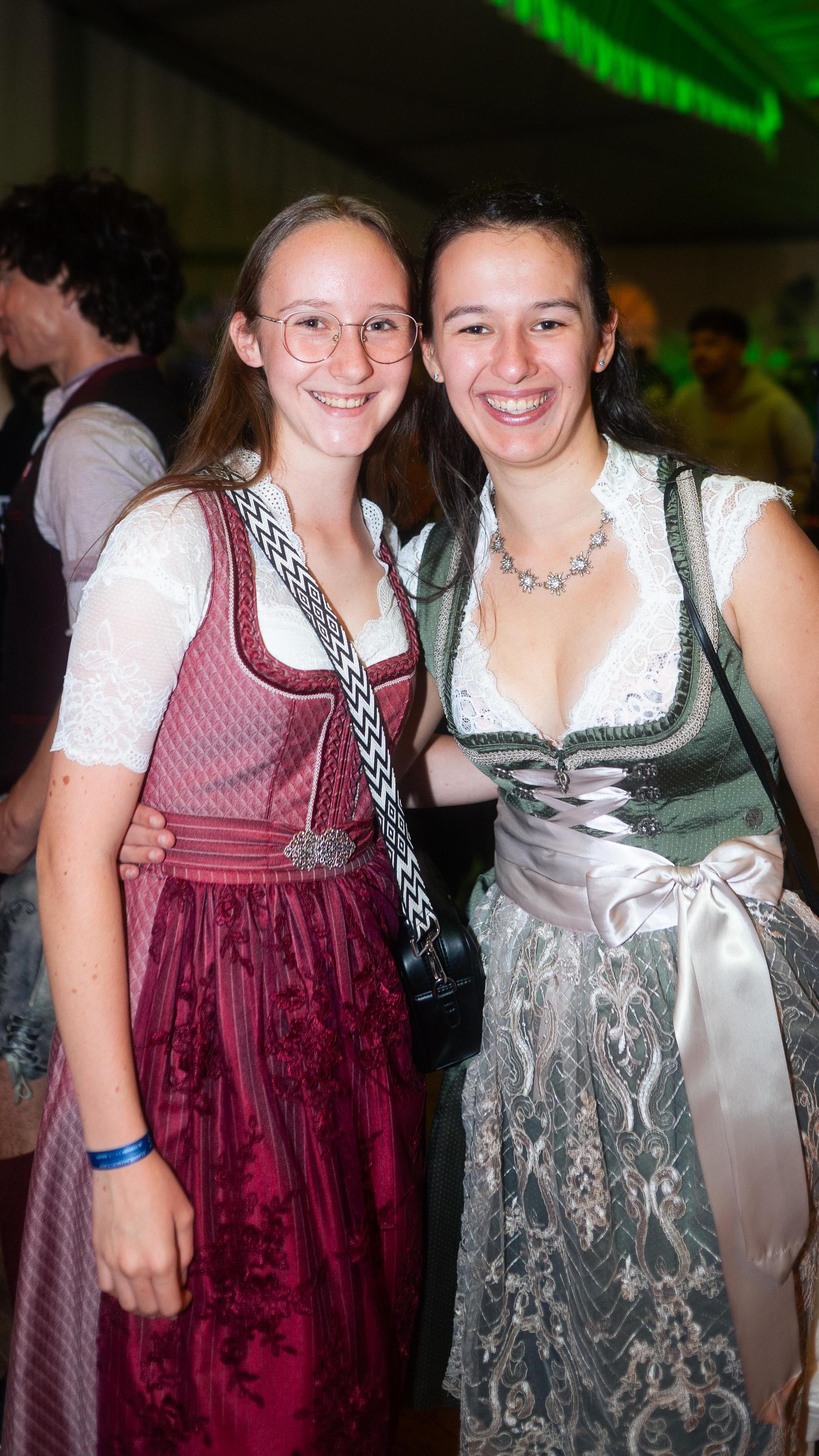 Wernberg feiert Kirwa, die Stoapfälzer Spitzbuam liefern die Musik zum Fest. (Bild: Hannes Stock)