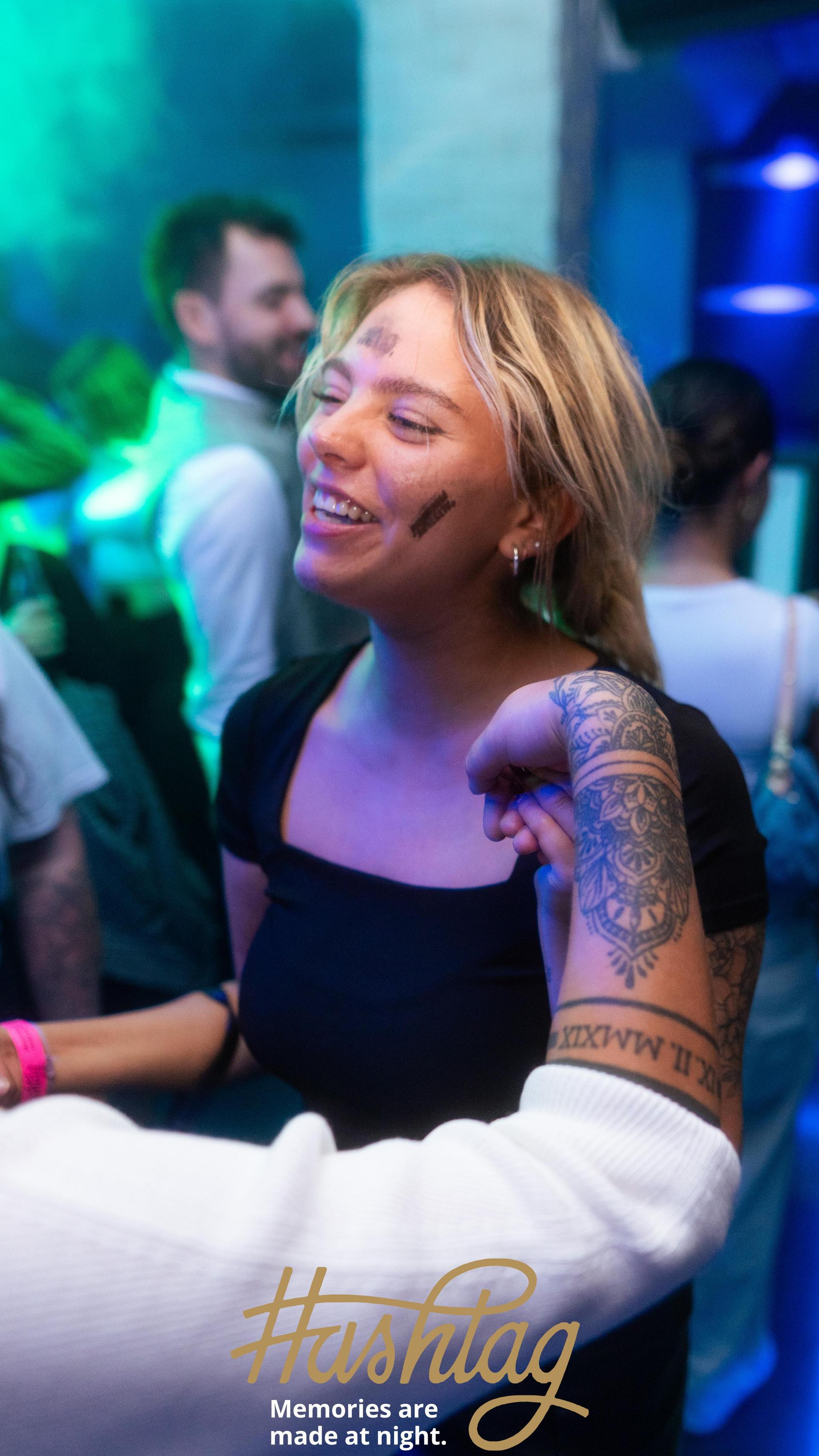 Die Partyfotos aus dem Hashtag am Freitag, 19. September. (Bild: Hannes Stock)