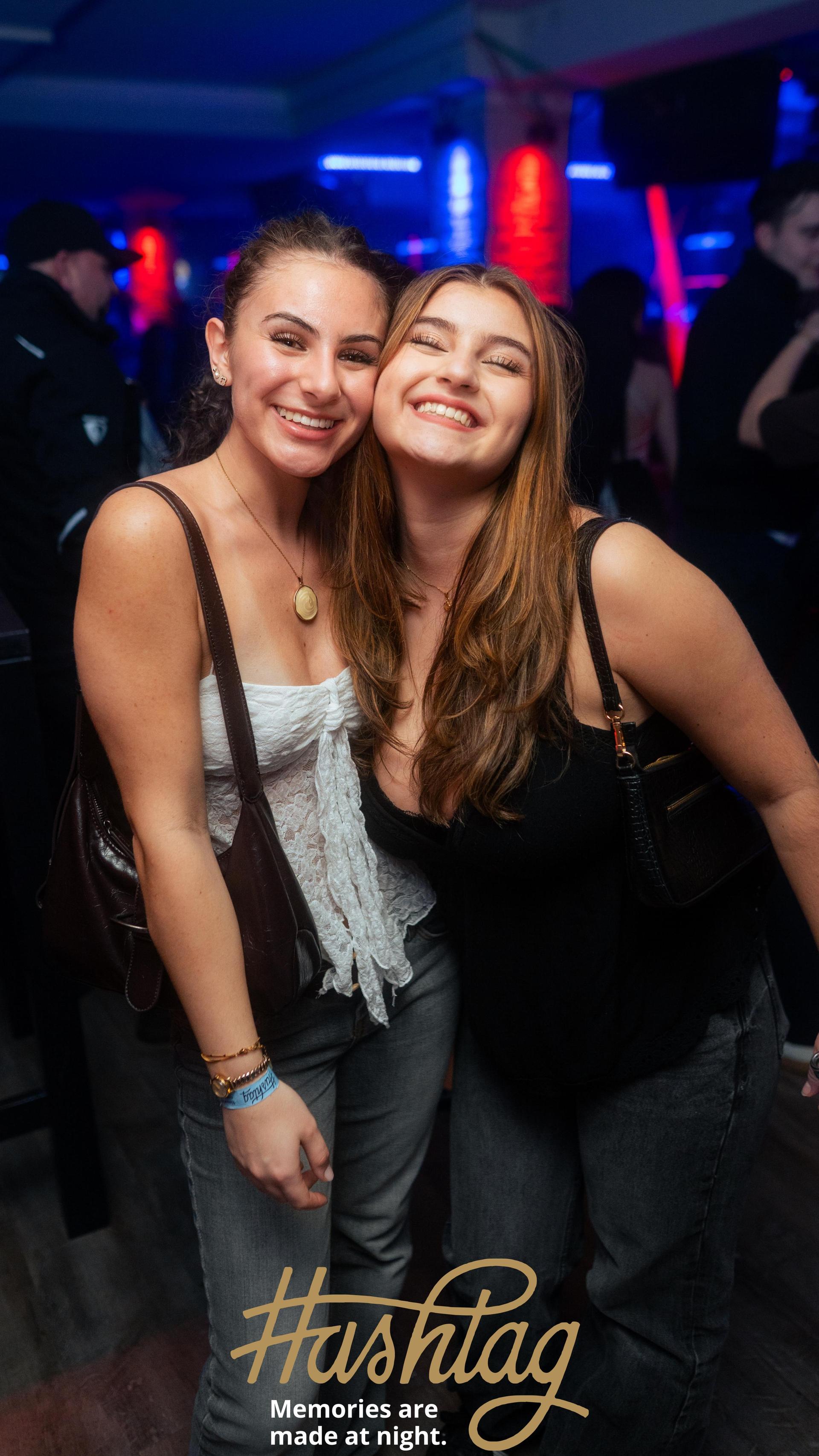 Ihr habt am Freitag bei der Social-Media-Party im Hashtag ordentlich gefeiert. Das sind die Bilder des Abends. (Bild: Hannes Stock)