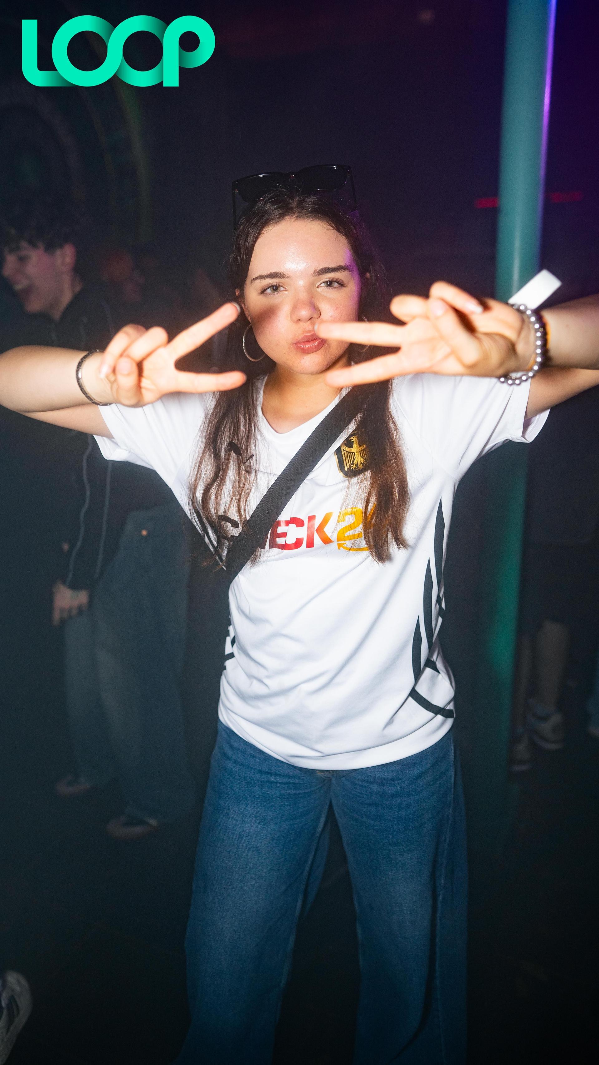 Die „School is out”-Party im Loop. (Bild: Hannes Stock)